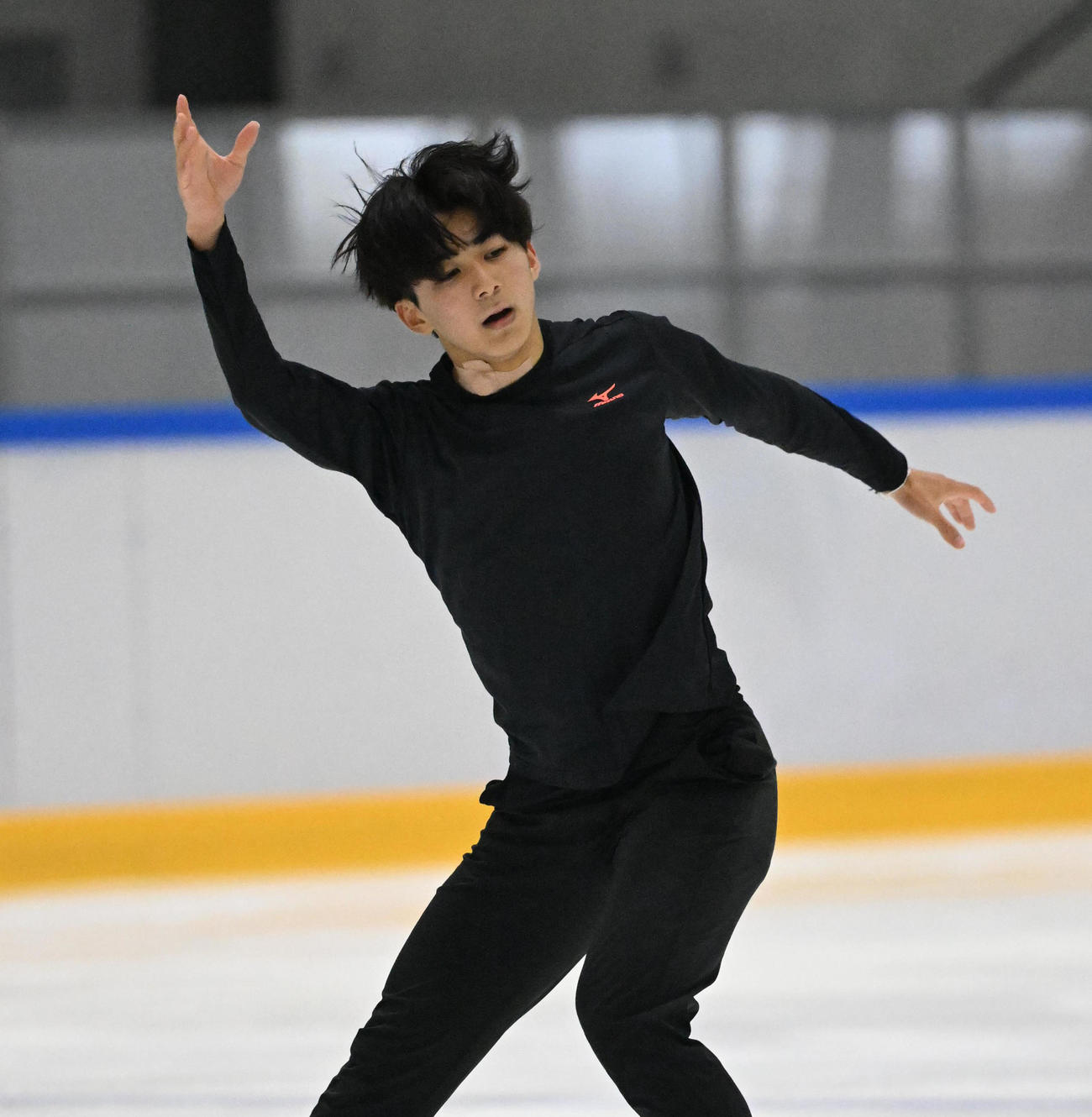 全日本ジュジア合宿で演技を披露する中村俊介（撮影・和賀正仁）