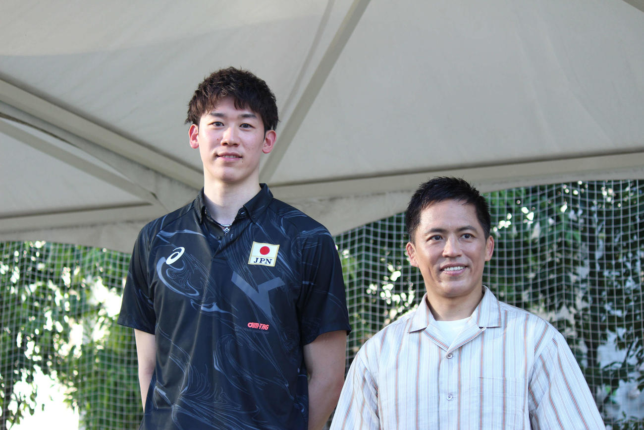 トークイベントに出席した石川祐希（左）と野村忠宏（撮影・勝部晃多）