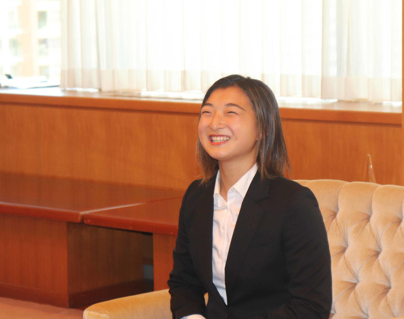 神戸市役所で表彰式に出席した坂本花織（撮影・竹本穂乃加）