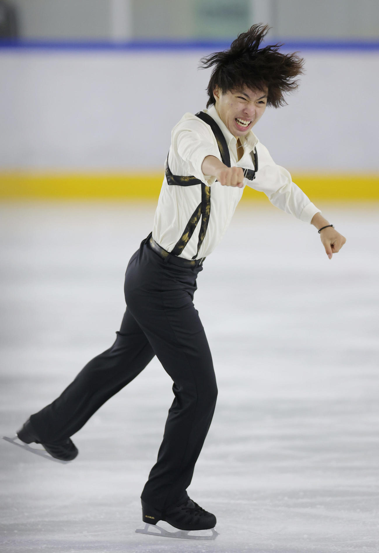 選手権男子フリー　男子フリーで演技する三浦（撮影・前田充）