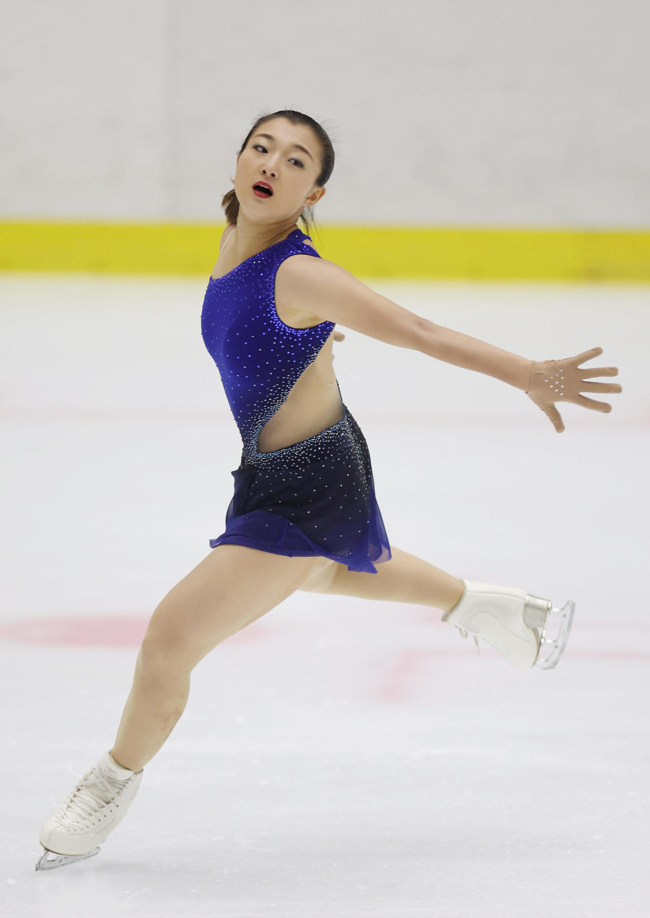 女子フリーで演技する坂本（撮影・前田充）