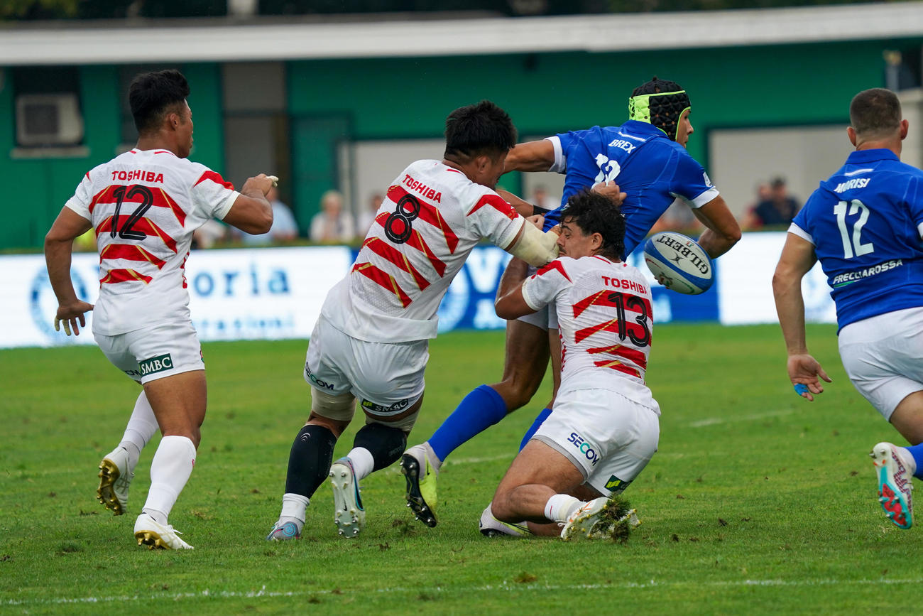 日本対イタリア　イタリアとテストマッチに臨む日本代表（撮影・パオロ　ヌッチ）