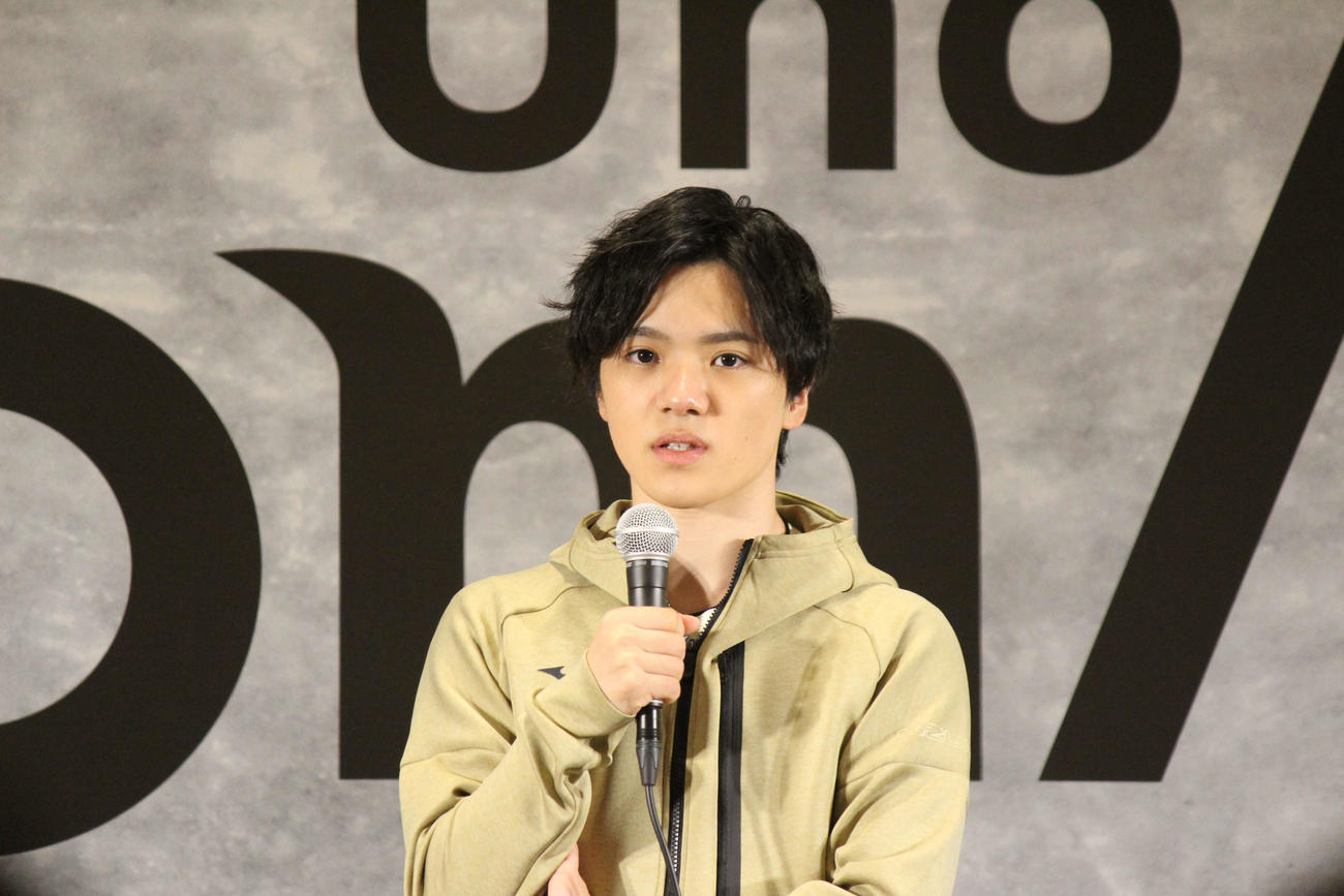 トークイベントで話す宇野昌磨（撮影・勝部晃多）