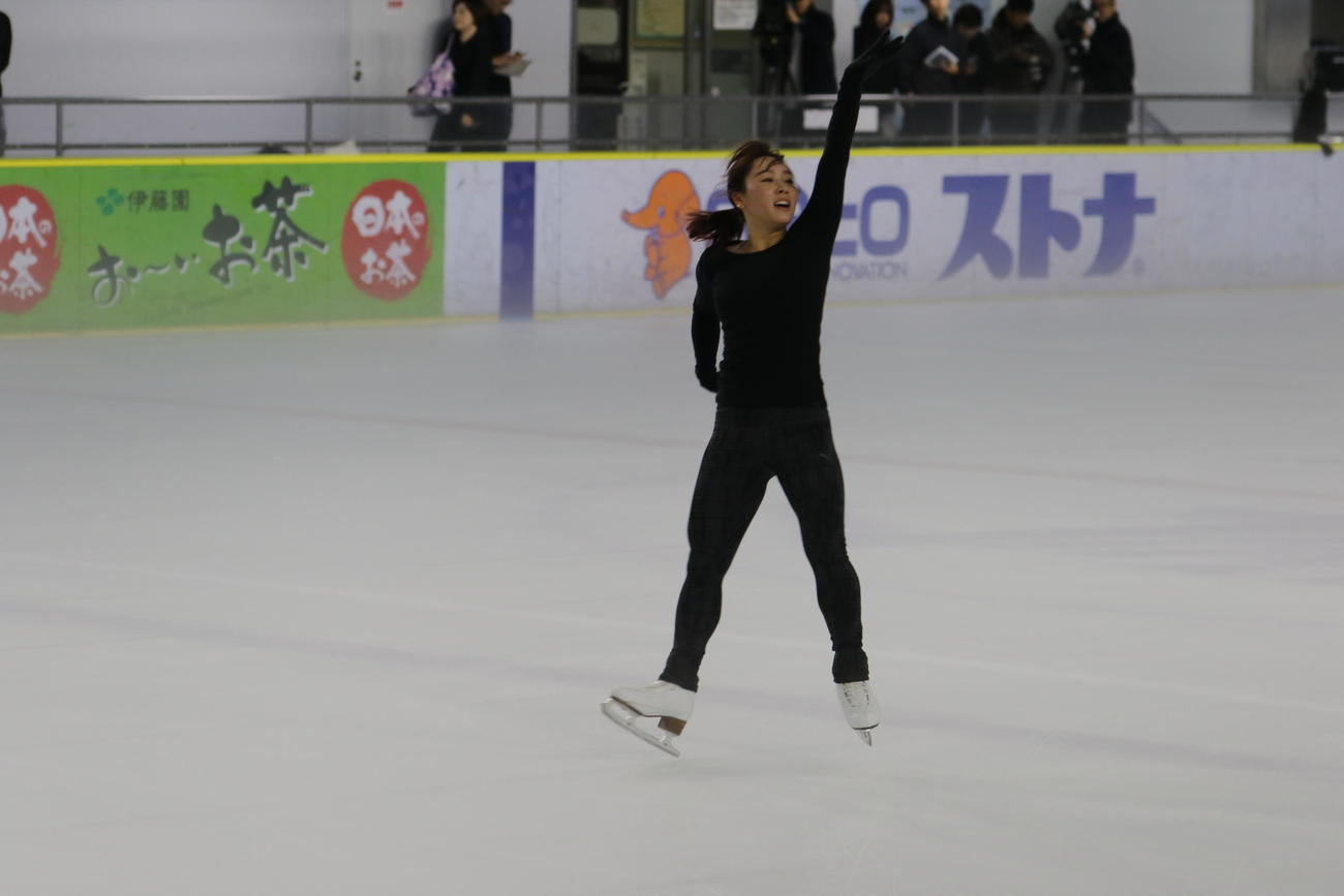 曲をかけての練習で躍動感ある動きをみせる樋口
