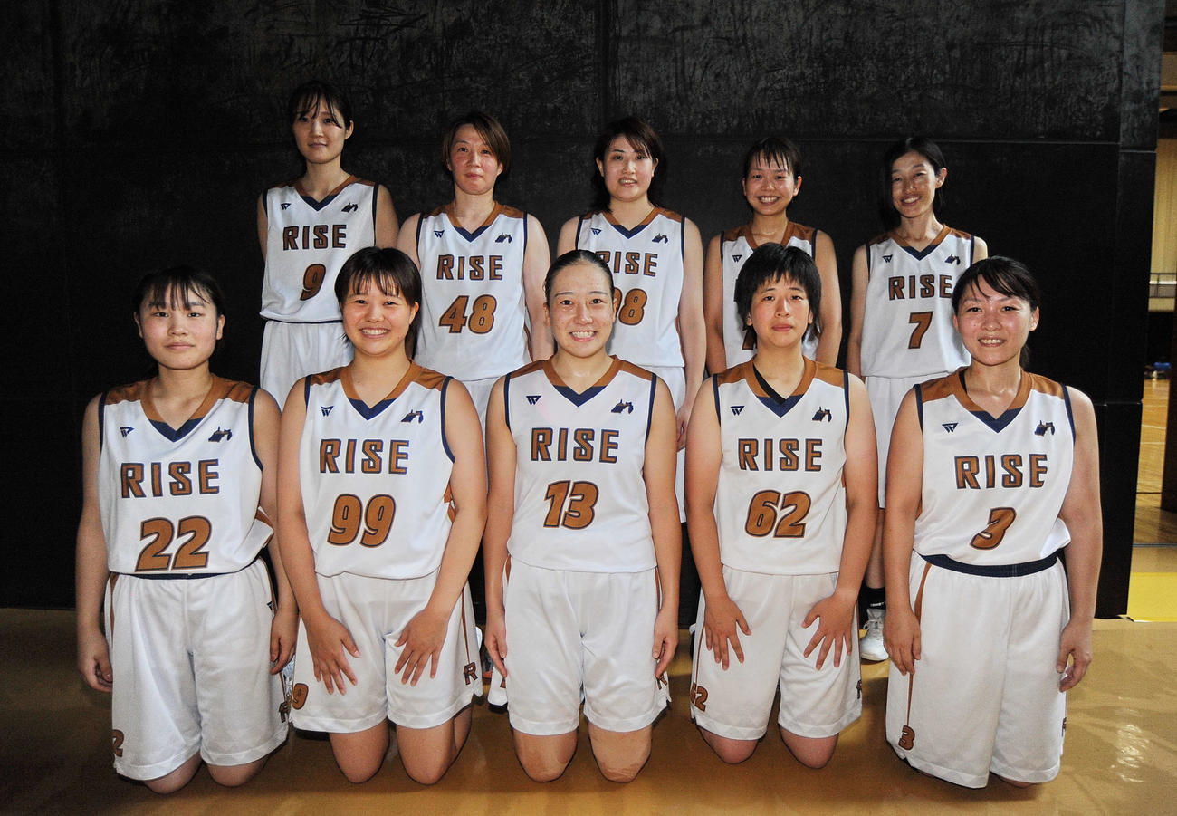 県代表として皇后杯1次ラウンドに臨むRISEの選手ら