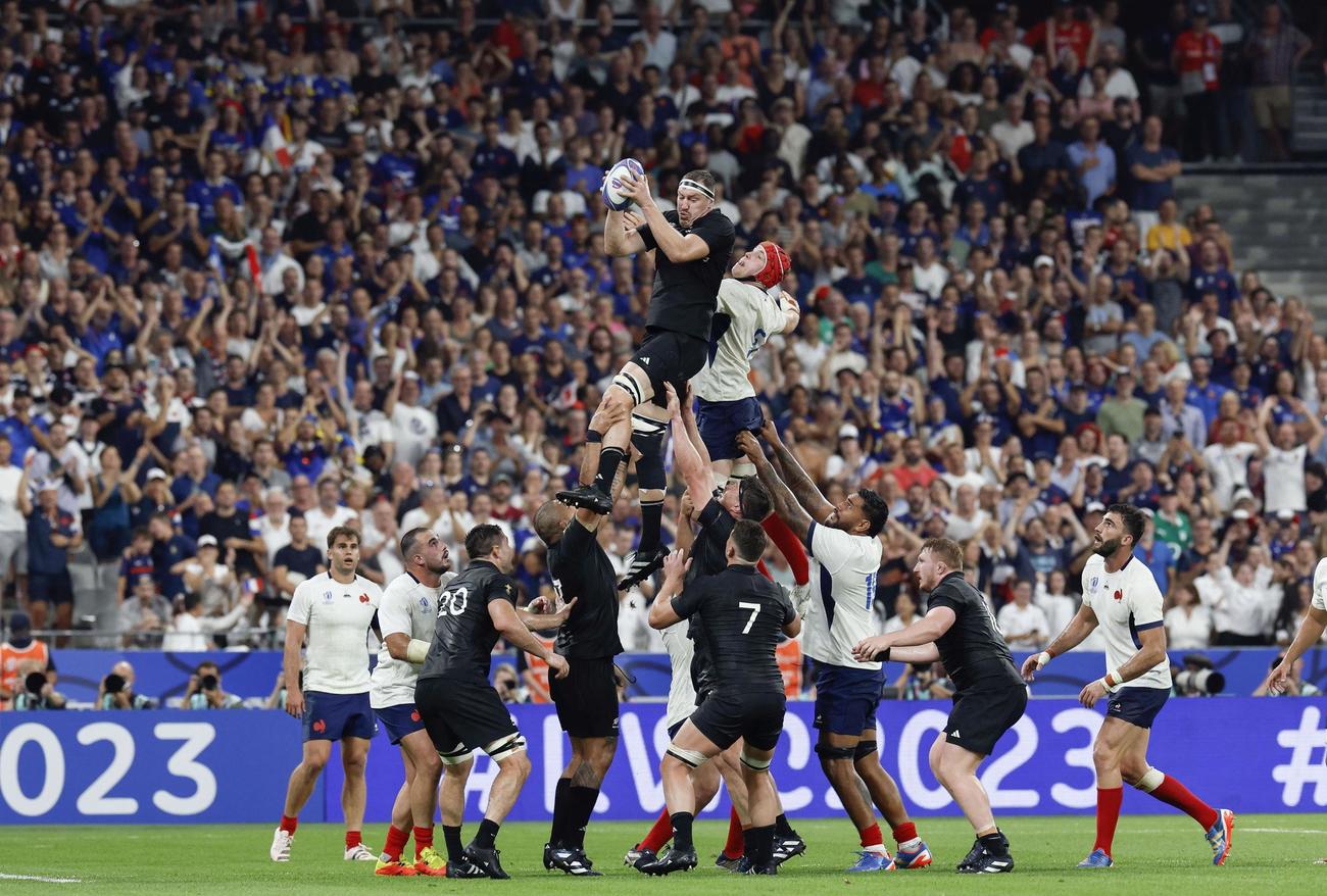 パリ郊外のサンドニでフランス―ニュージーランド戦が始まり、ラグビーW杯フランス大会が開幕した（共同）