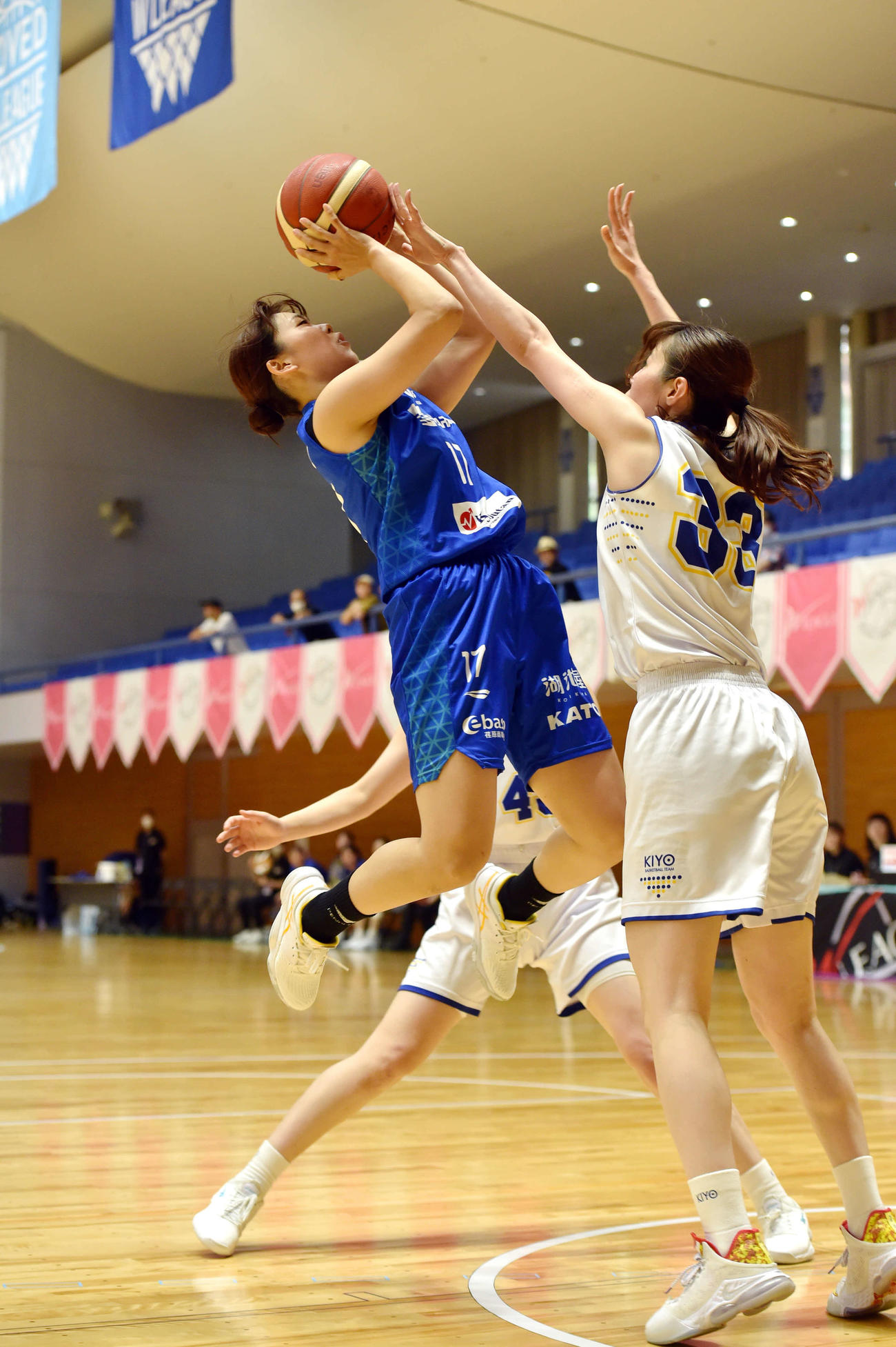 8日、紀陽銀行戦でシュートを打つ千葉