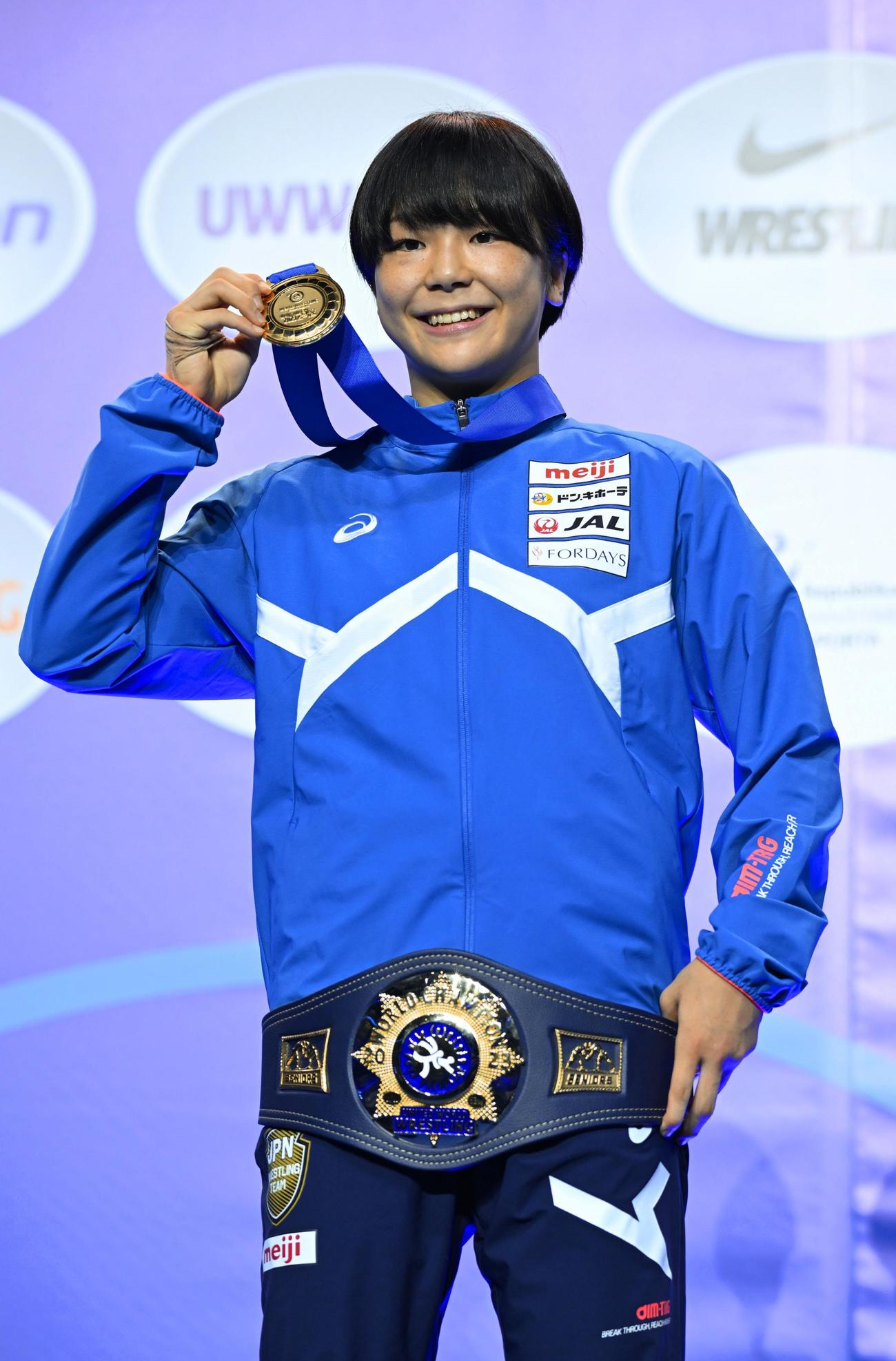 女子53キロ級で金メダルを獲得した藤波（共同）