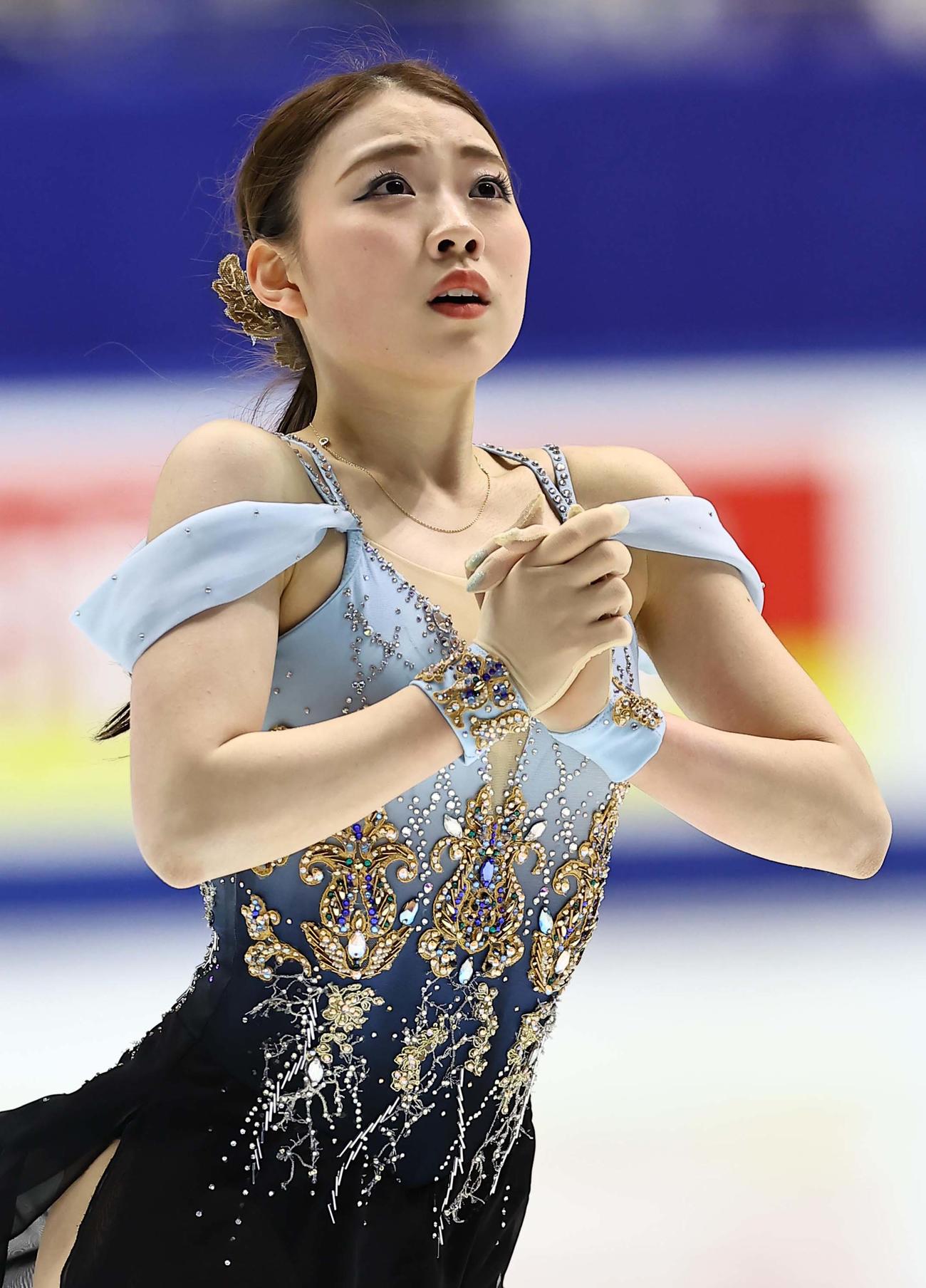 演技をする紀平梨花（2022年12月撮影）