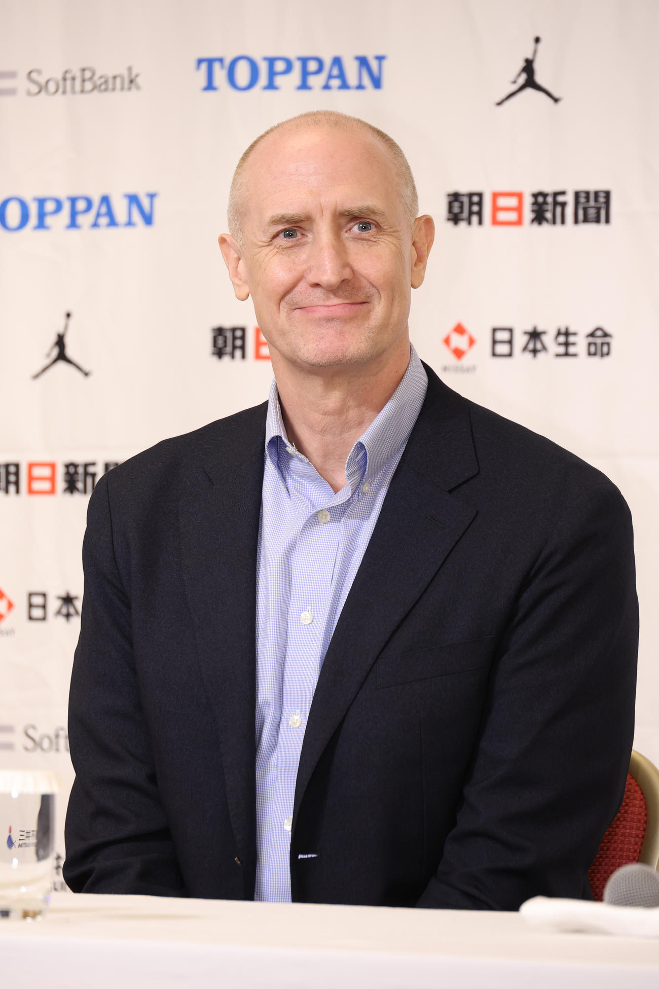 ワールドカップ2023総括会見する日本バスケットボール男子ホーバス代表監督（撮影・中島郁夫）