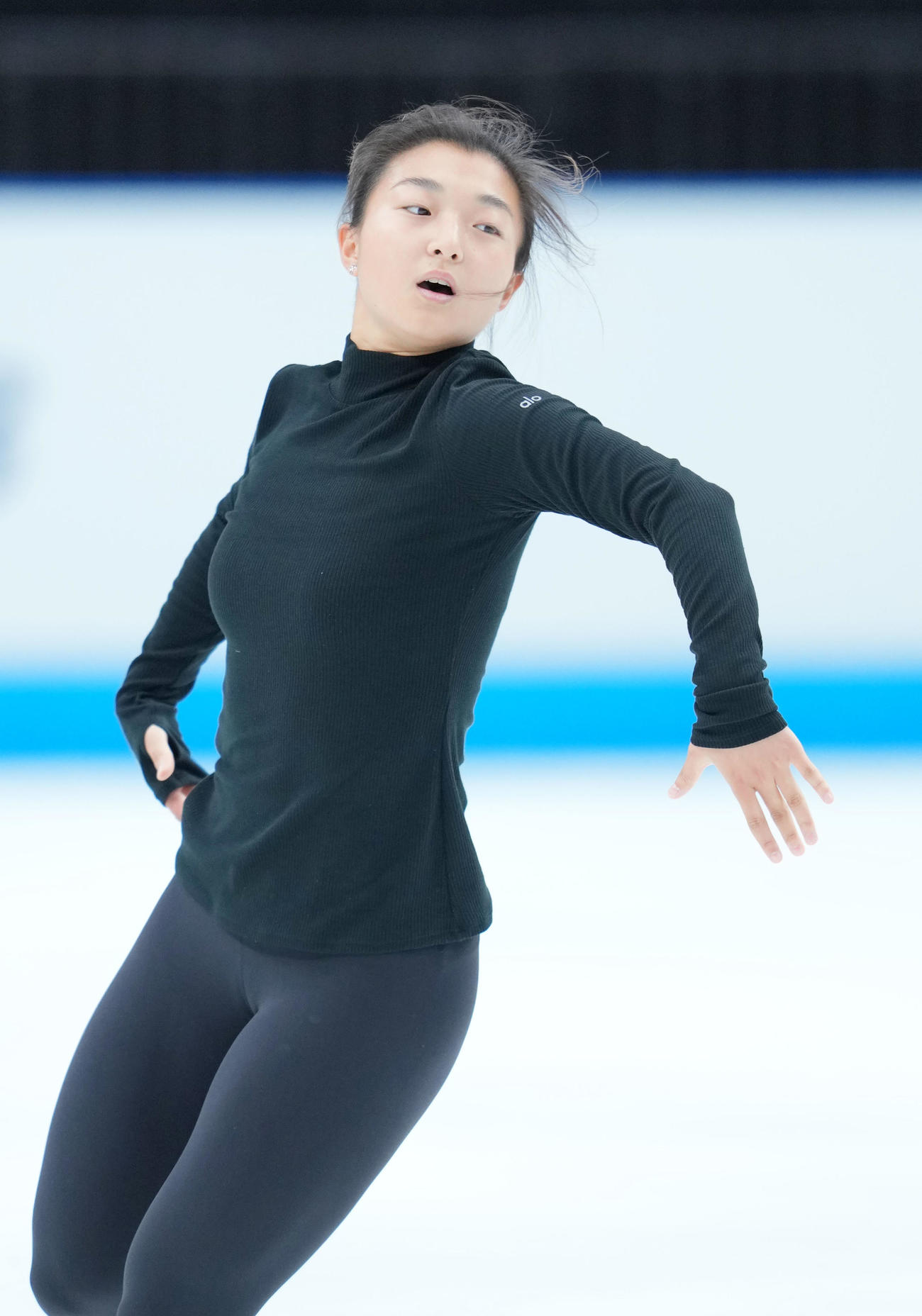 公式練習に臨む坂本（撮影・横山健太）