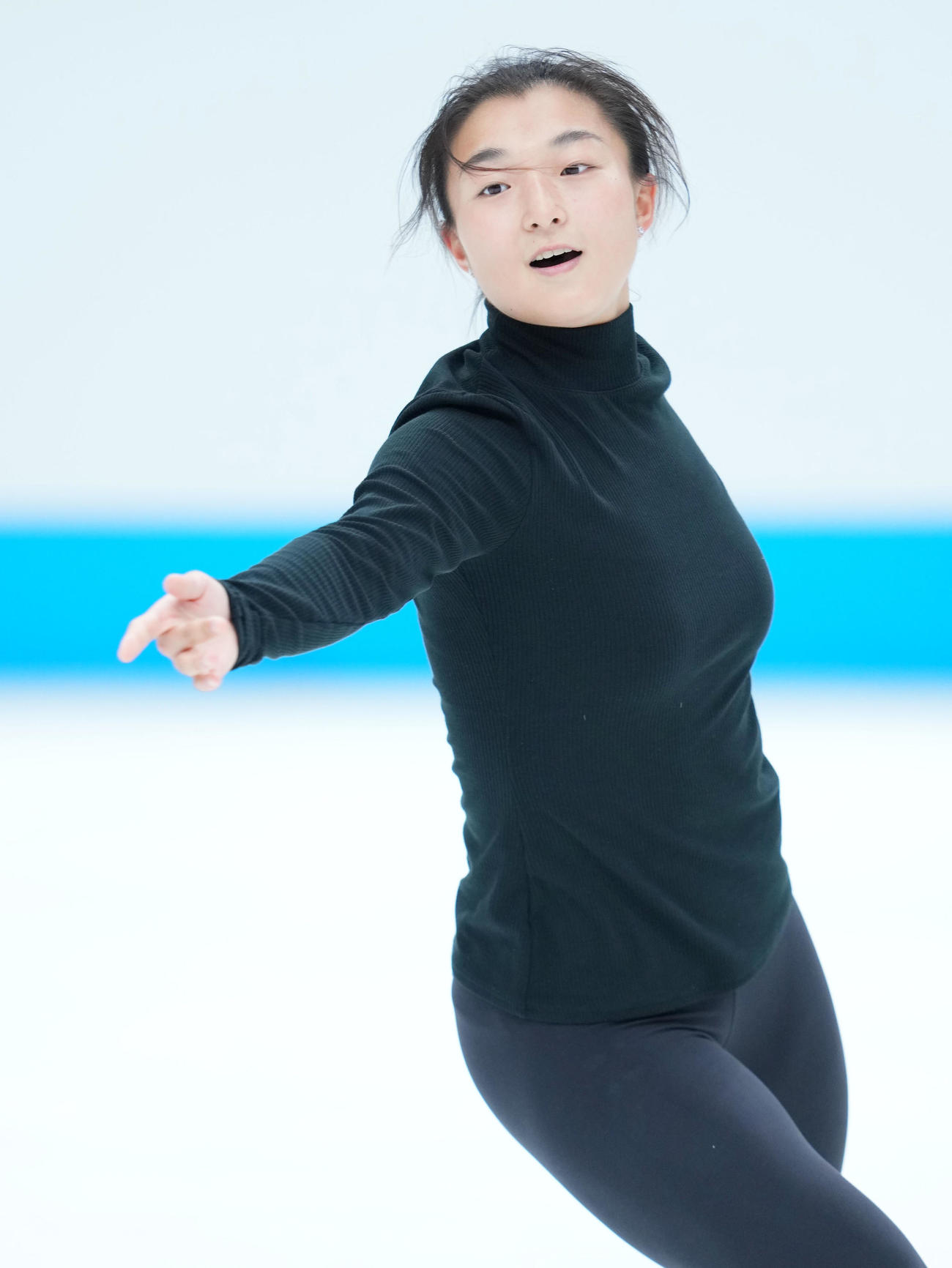 公式練習に臨む坂本（撮影・横山健太）