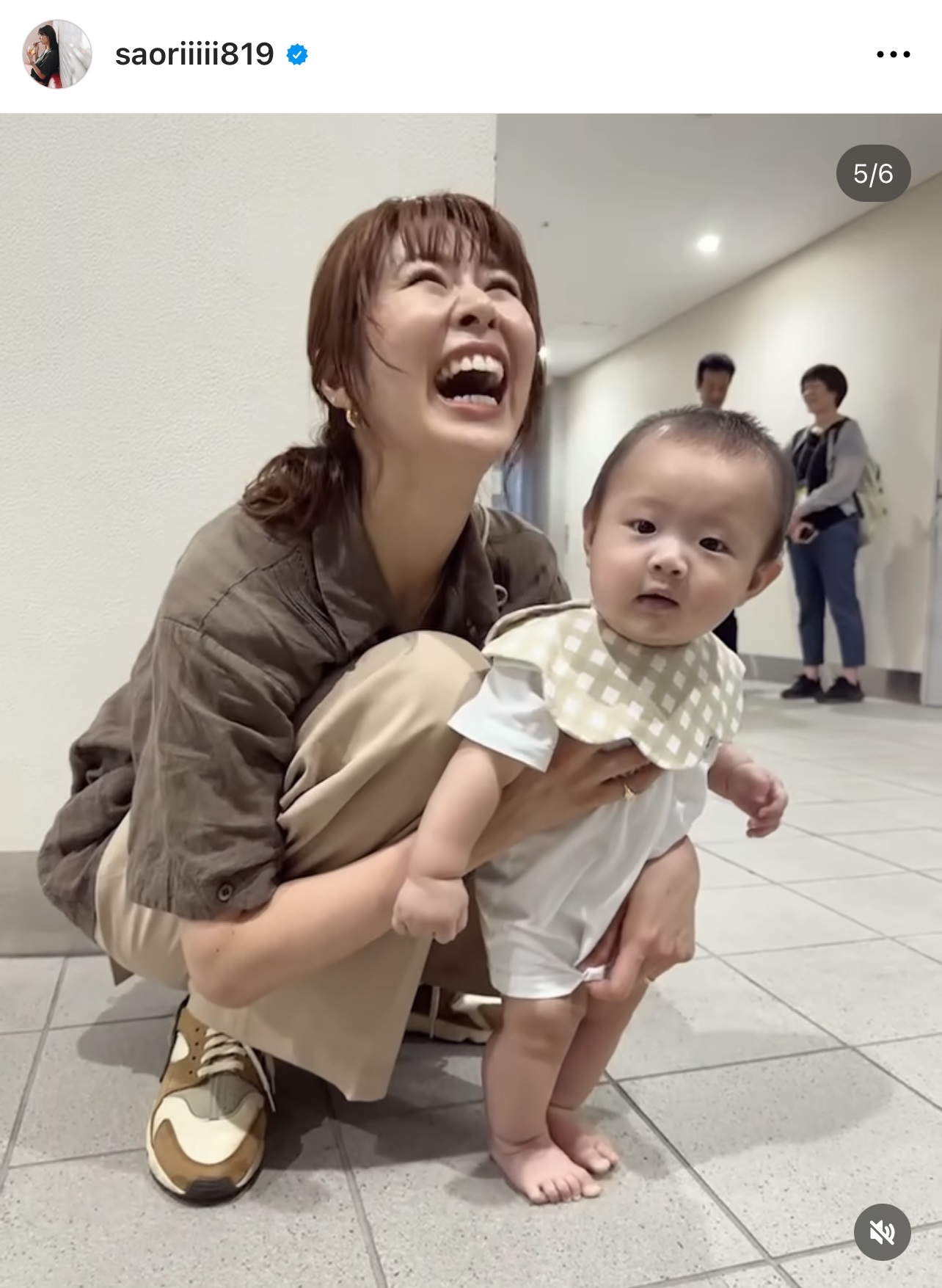 長男を抱っこする木村沙織さん（木村沙織さんのインスタグラムから）