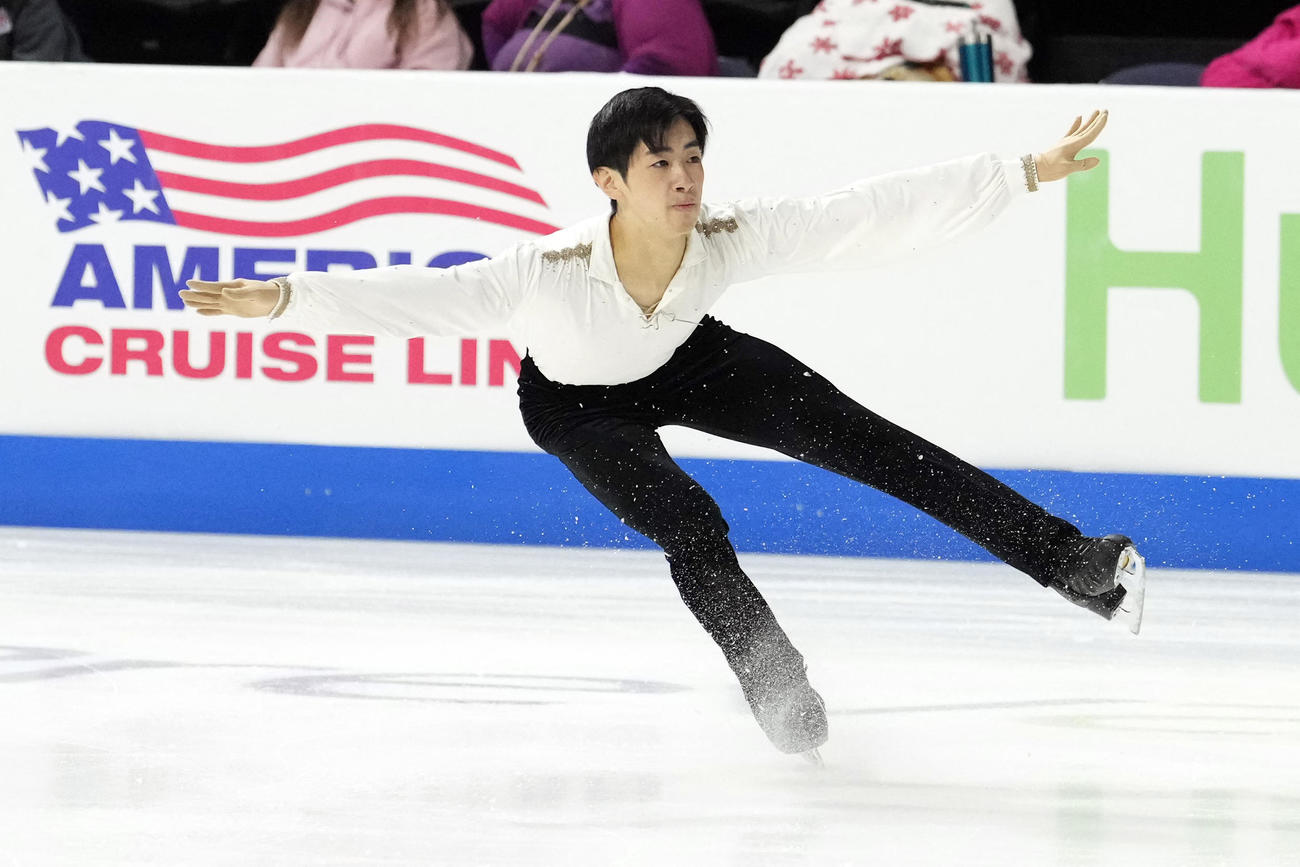 スケートアメリカ　SPで演技を披露する壷井達也（USA TODAY Sports＝ロイター）