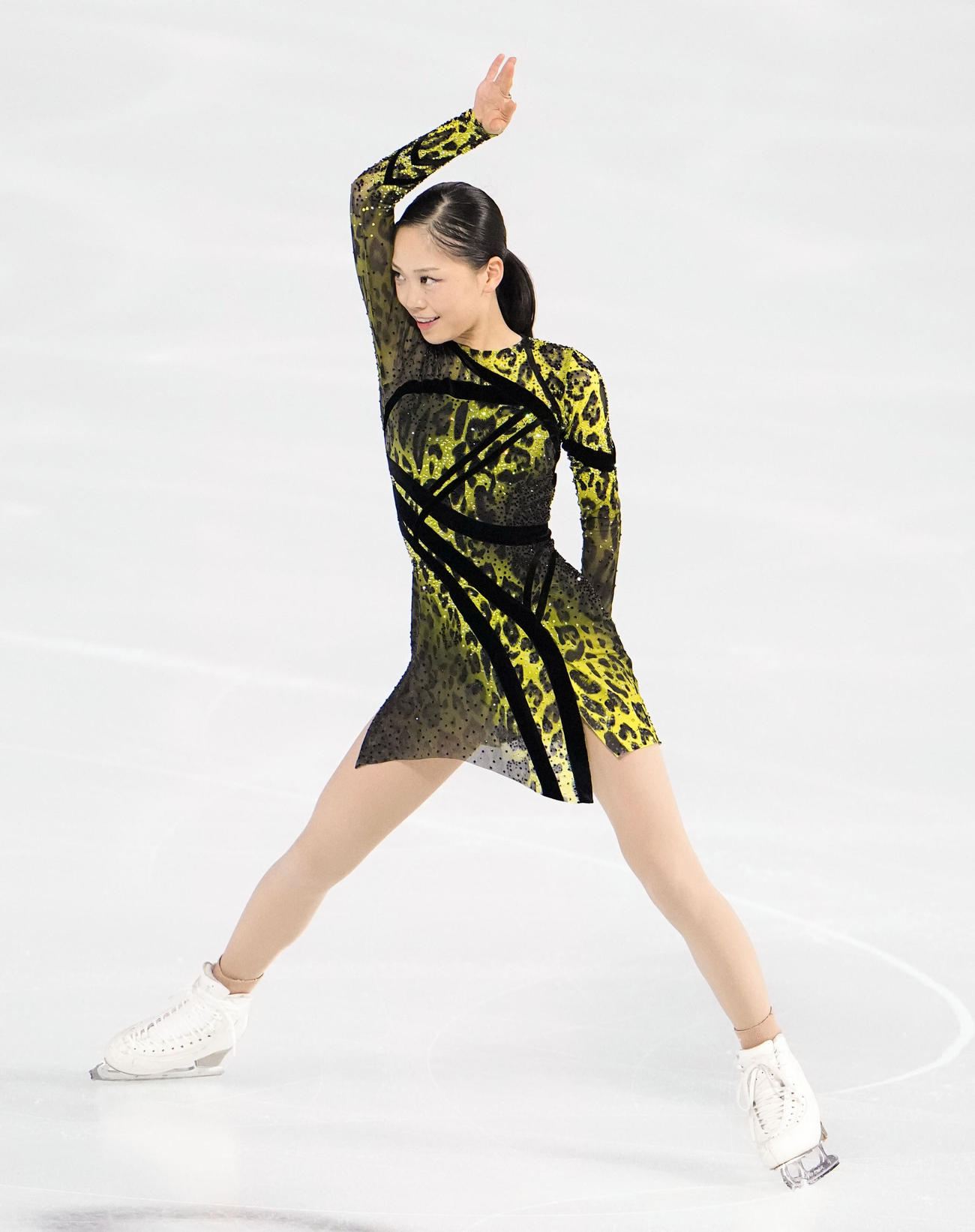 女子SPで演技する吉田陽菜（共同）