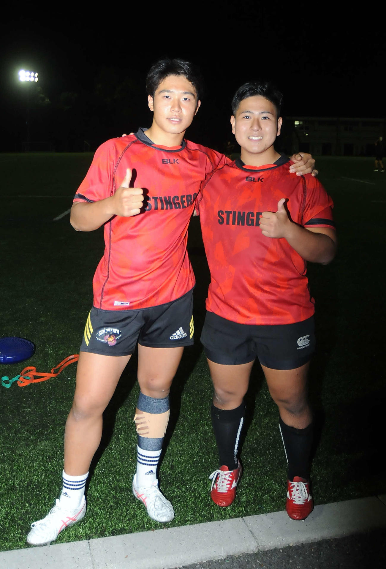 決勝戦に向けて意気込む静岡聖光学院の藤田武（右）と小野沢