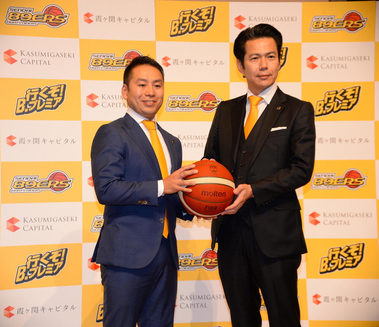 さらなる事業成長を図る仙台89ERS・志村社長（左）と霞ケ関キャピタル株式会社代表取締役社長・河本氏（撮影・濱本神威）
