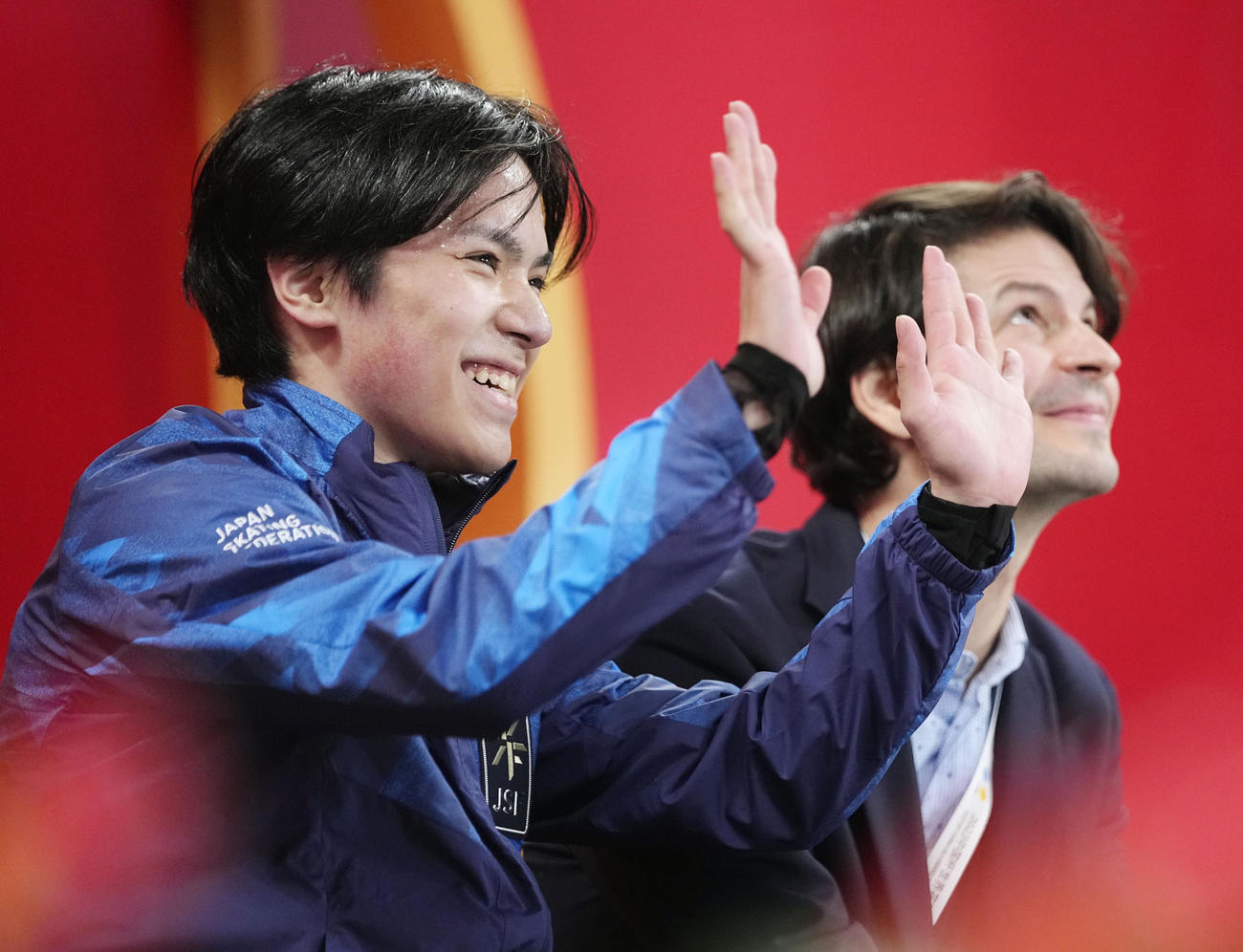 男子フリーの演技を終え、手を振る宇野昌磨（共同）