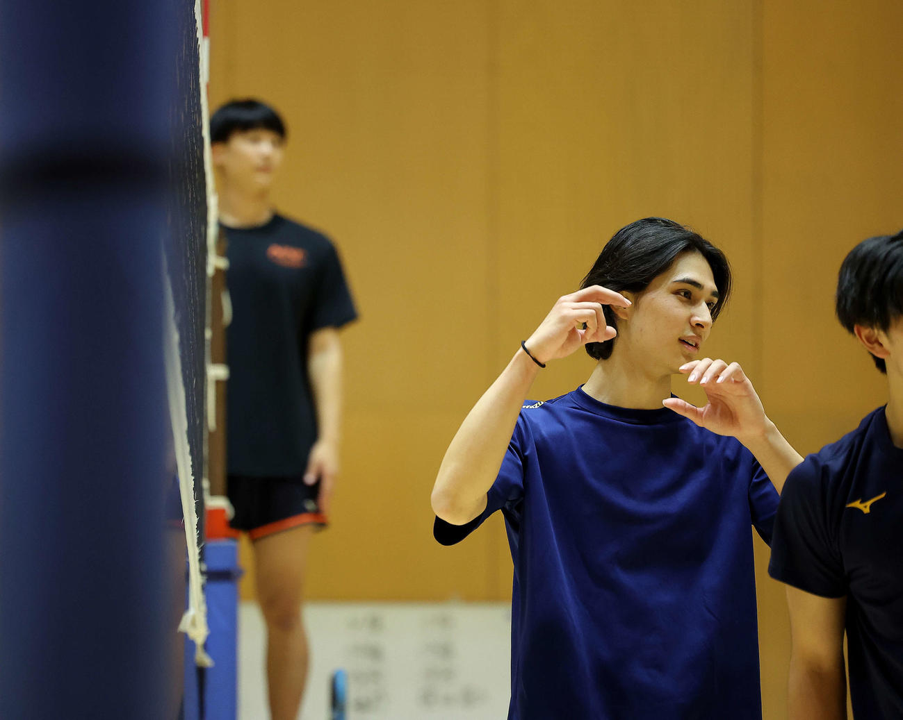 試合形式練習に臨む法大・高橋（撮影・河田真司）