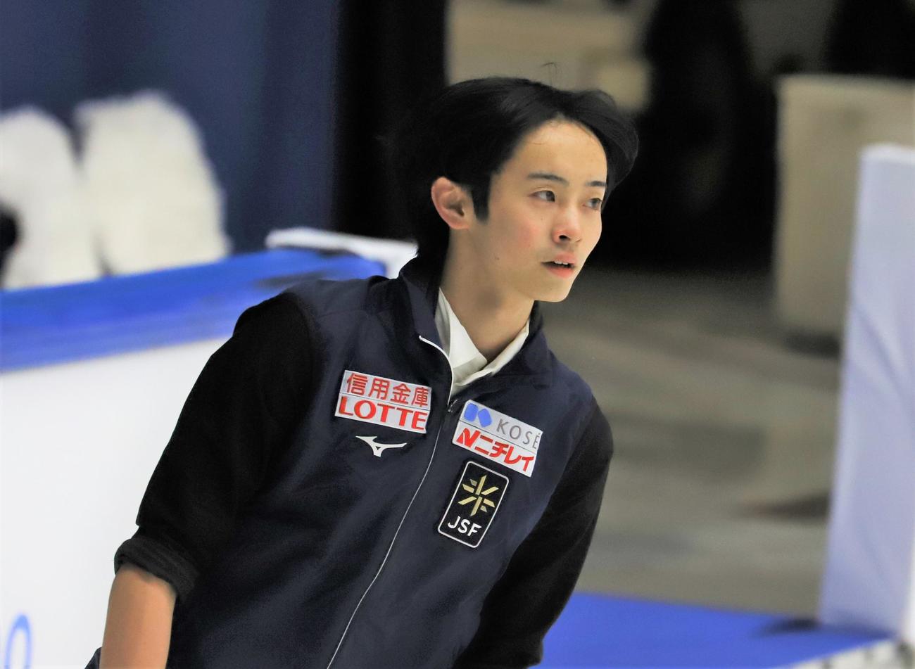 フィギュアスケートGPシリーズフィンランド大会の公式練習に臨む島田（撮影・藤塚大輔）