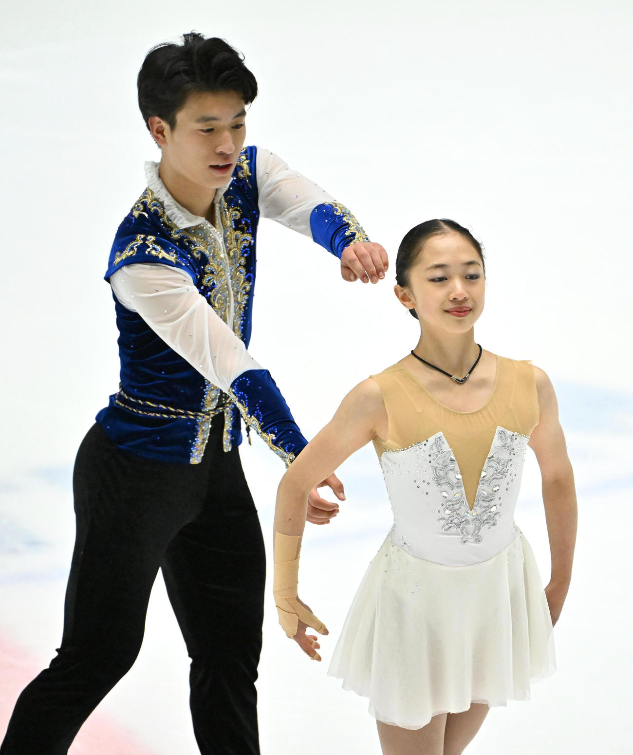ショート　演技をする清水咲衣（右）本田ルーカス剛史ペア（撮影・石井愛子）
