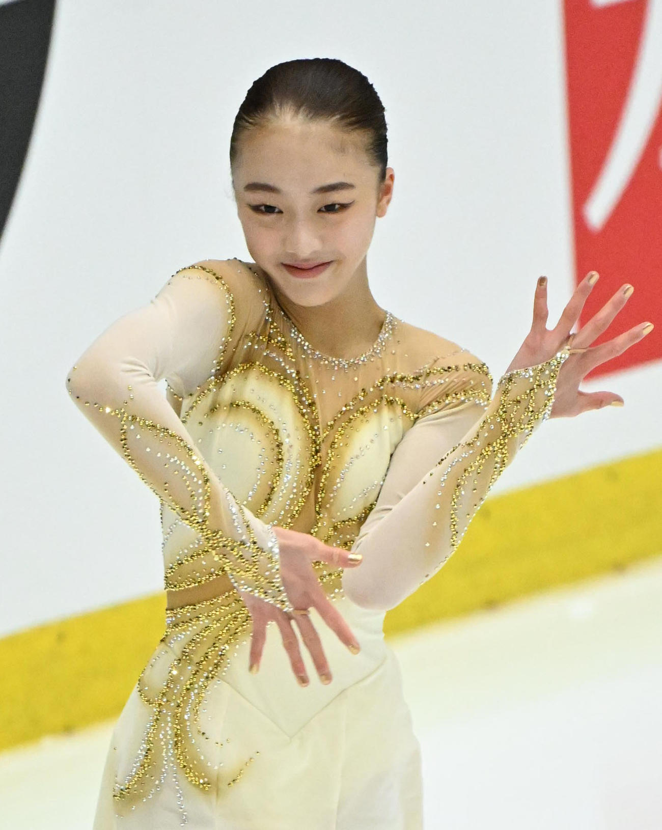 女子フリー　演技を披露する上薗恋奈（撮影・石井愛子）