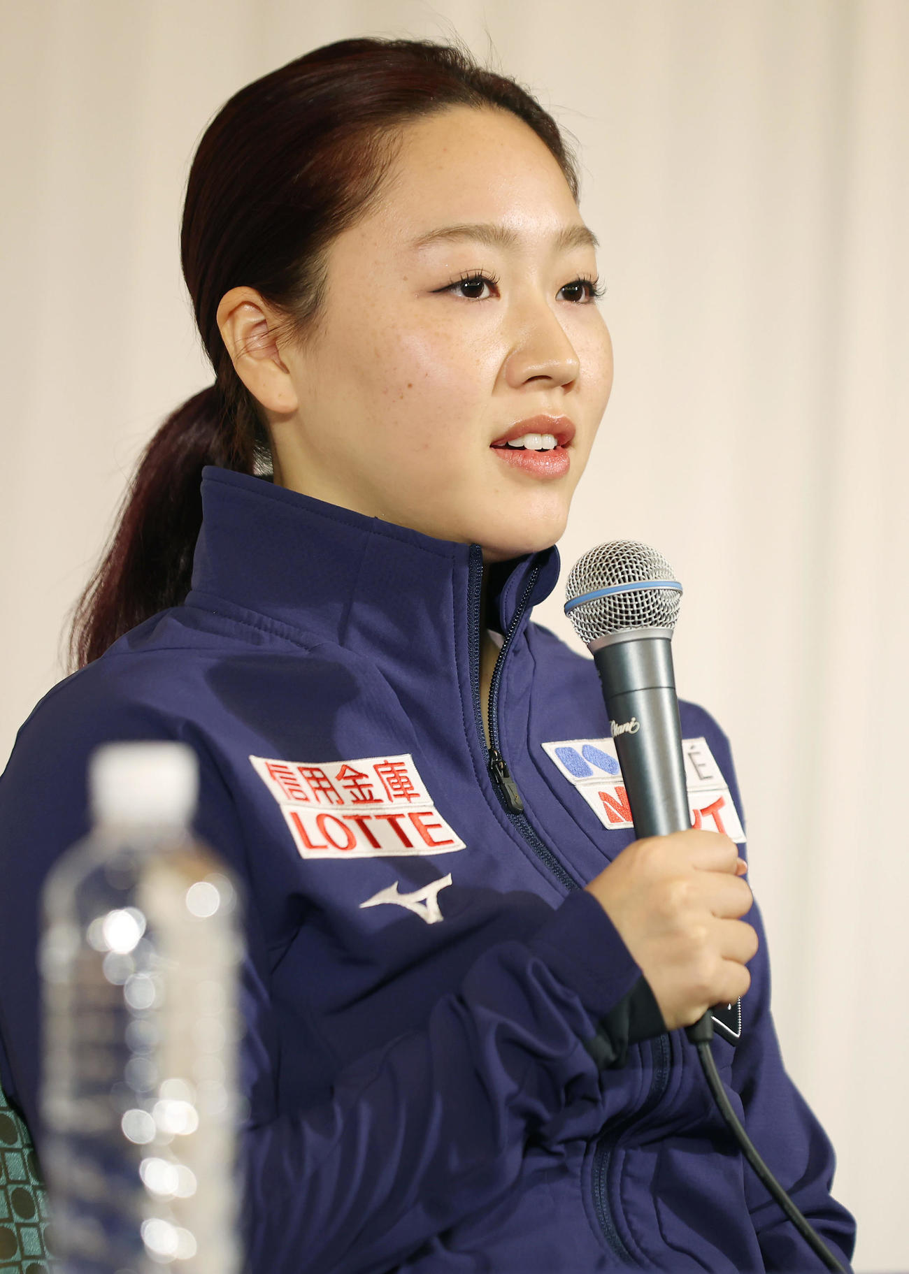 会見で抱負を語る樋口（撮影・前田充）