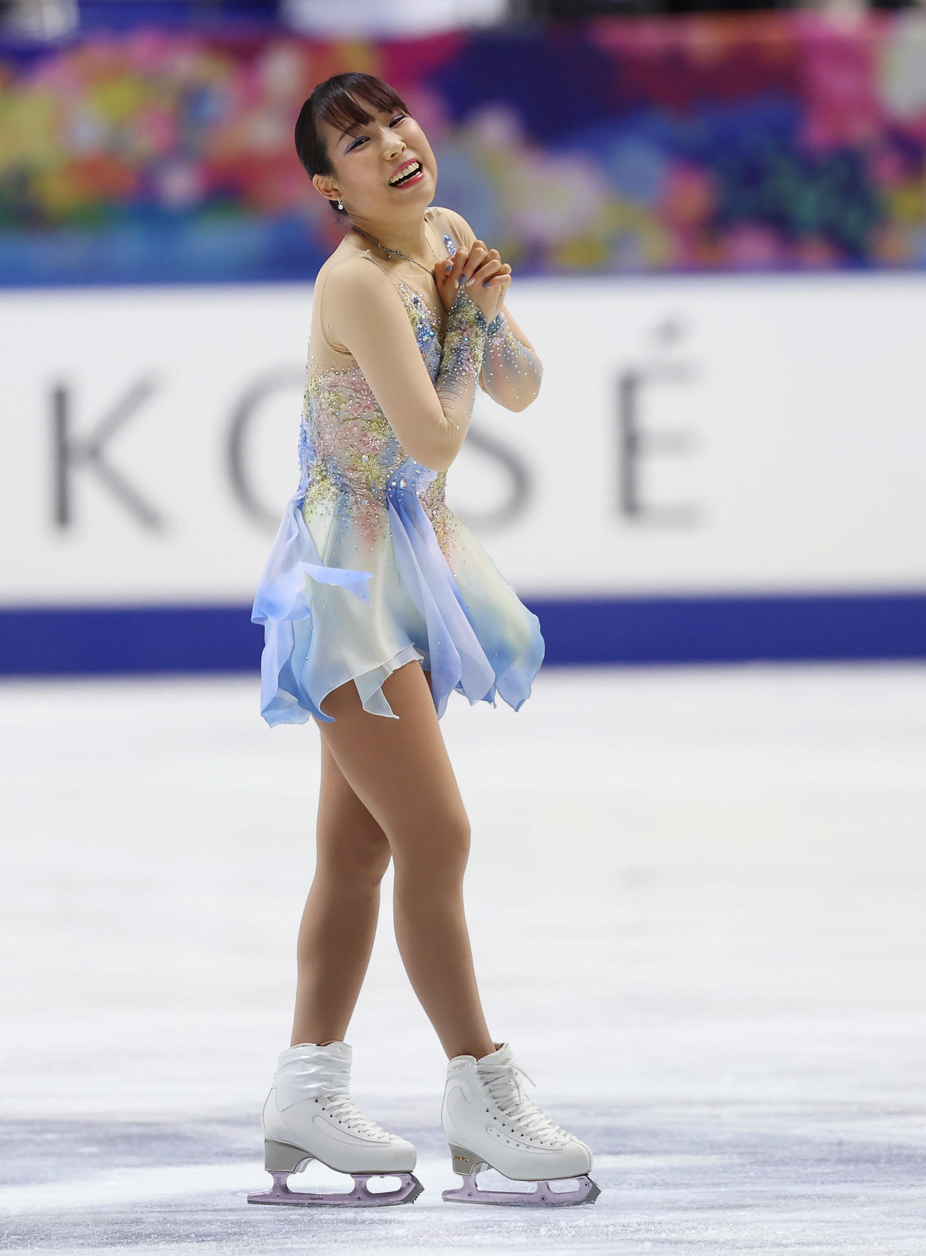 女子フリーの演技を終え笑顔を見せる三原