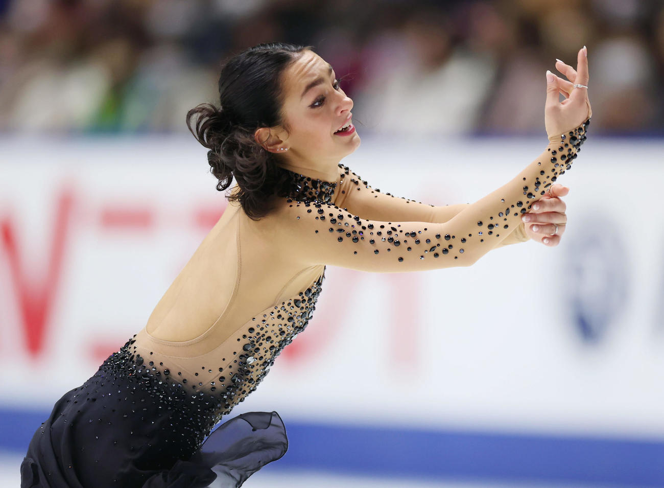 女子フリーで演技するアバ・マリー・ジーグラー（撮影・前田充）