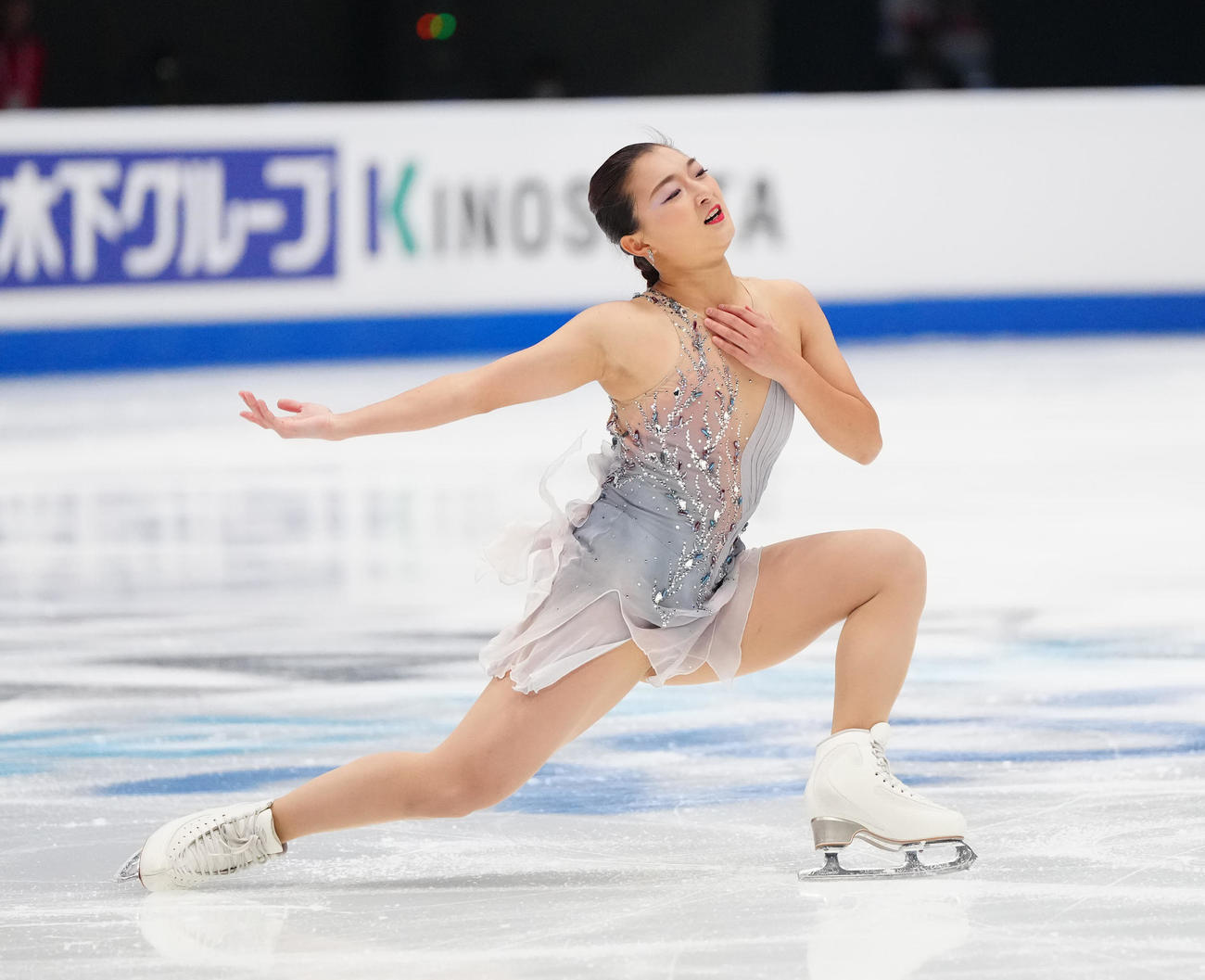 女子SPの演技に臨む坂本（撮影・江口和貴）