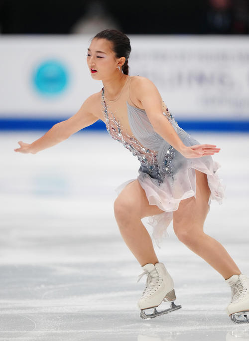 女子SPの演技に臨む坂本（撮影・江口和貴）