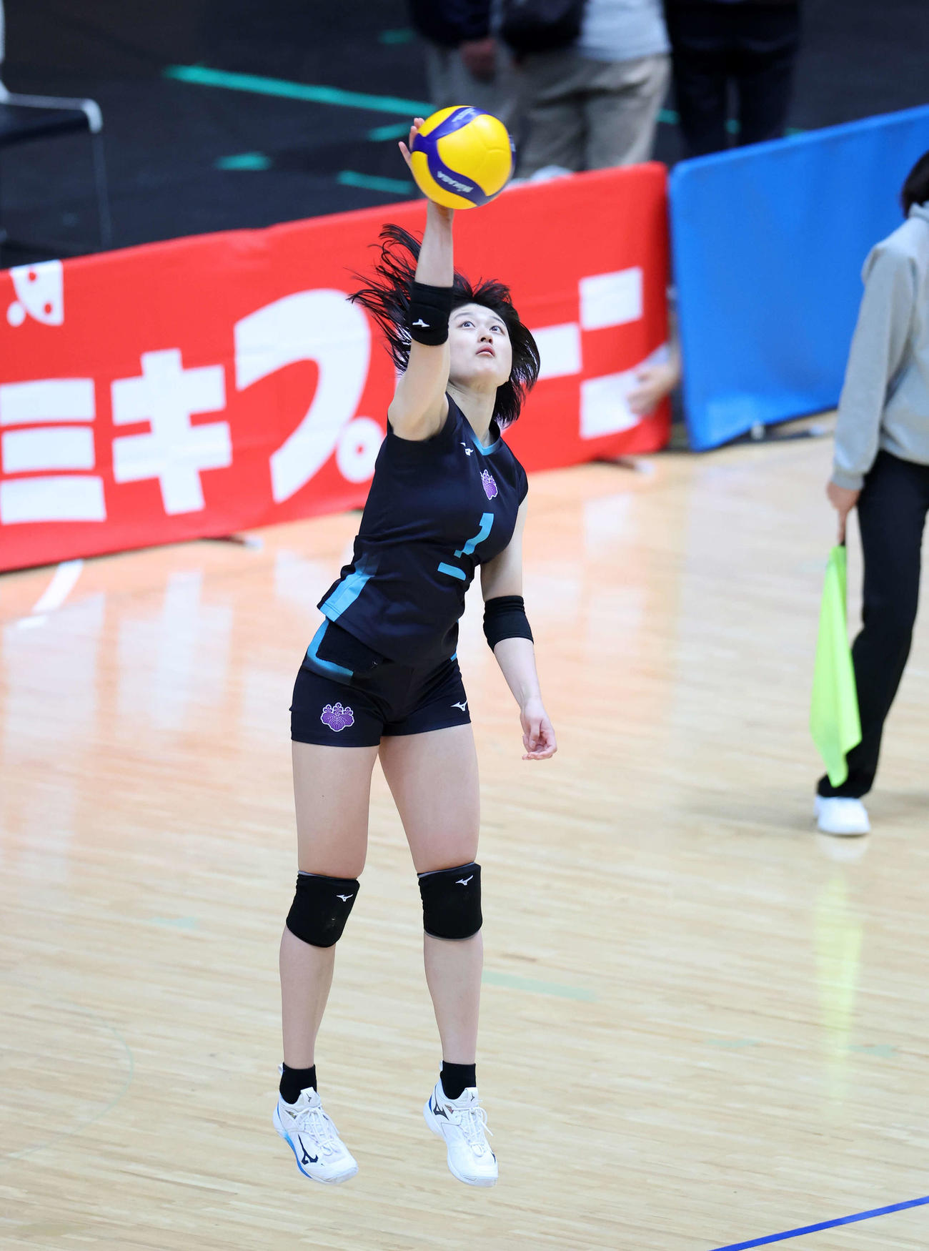 【バレー】筑波大4年ぶり9度目V「大学3冠」も達成“完全優勝”に佐藤淑乃「チームとして成長」 - バレーボール写真ニュース : 日刊スポーツ