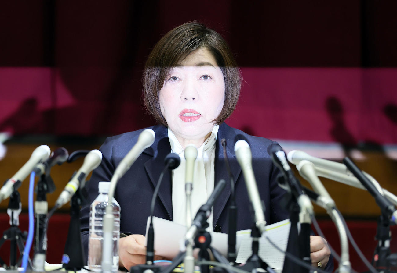 会見に登壇した日大・林真理子理事長（撮影・足立雅史）
