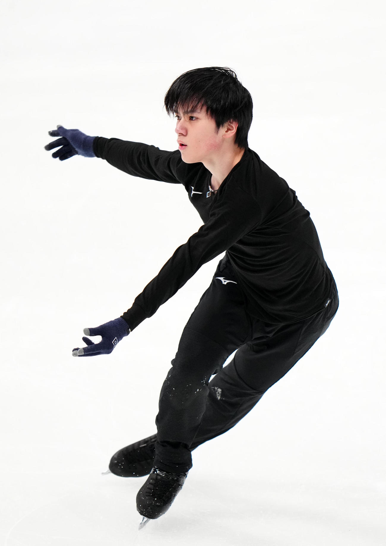 フィギュアスケートGPファイナルの公式練習に臨む宇野（撮影・江口和貴）