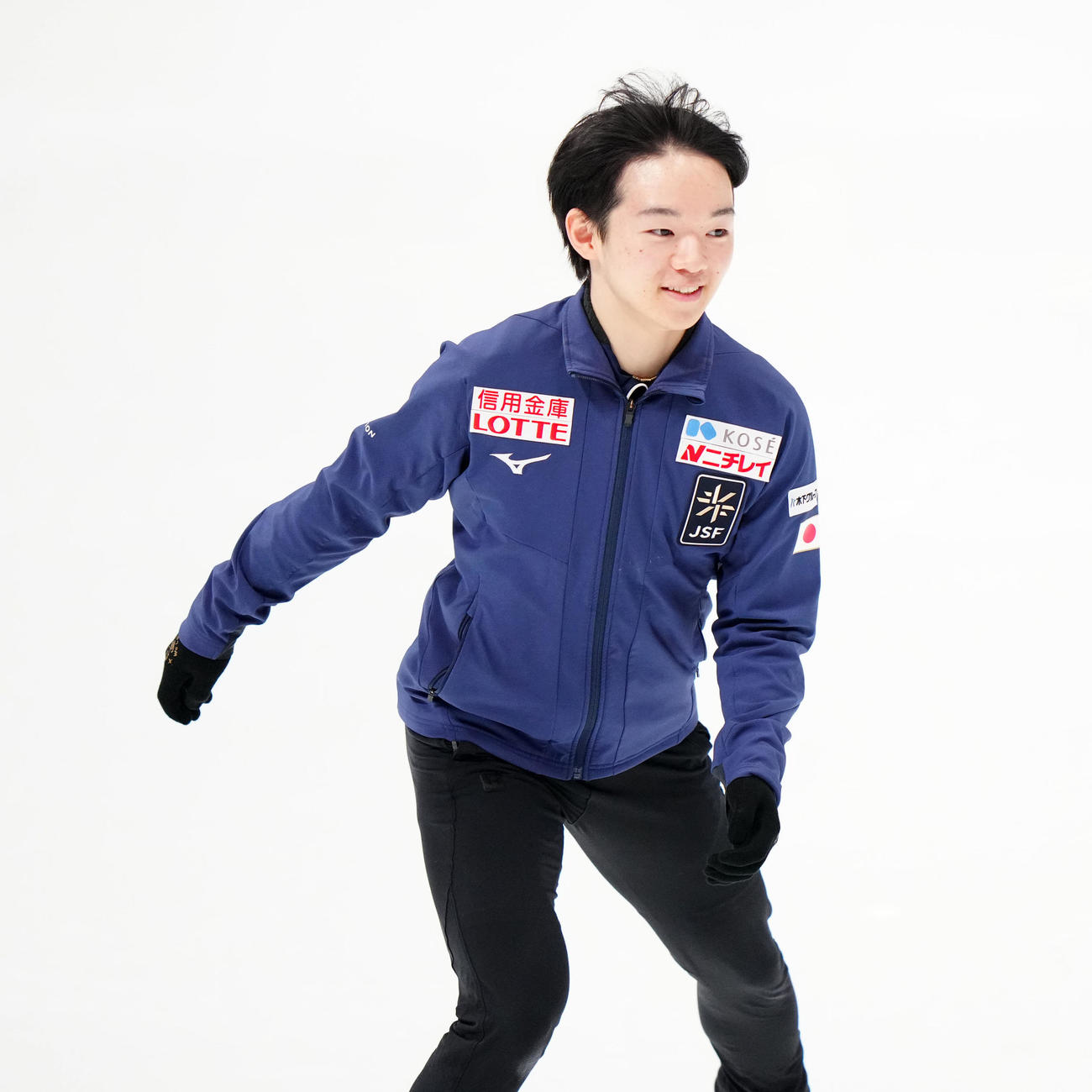 フィギュアスケートGPファイナルの公式練習に臨む鍵山（撮影・江口和貴）