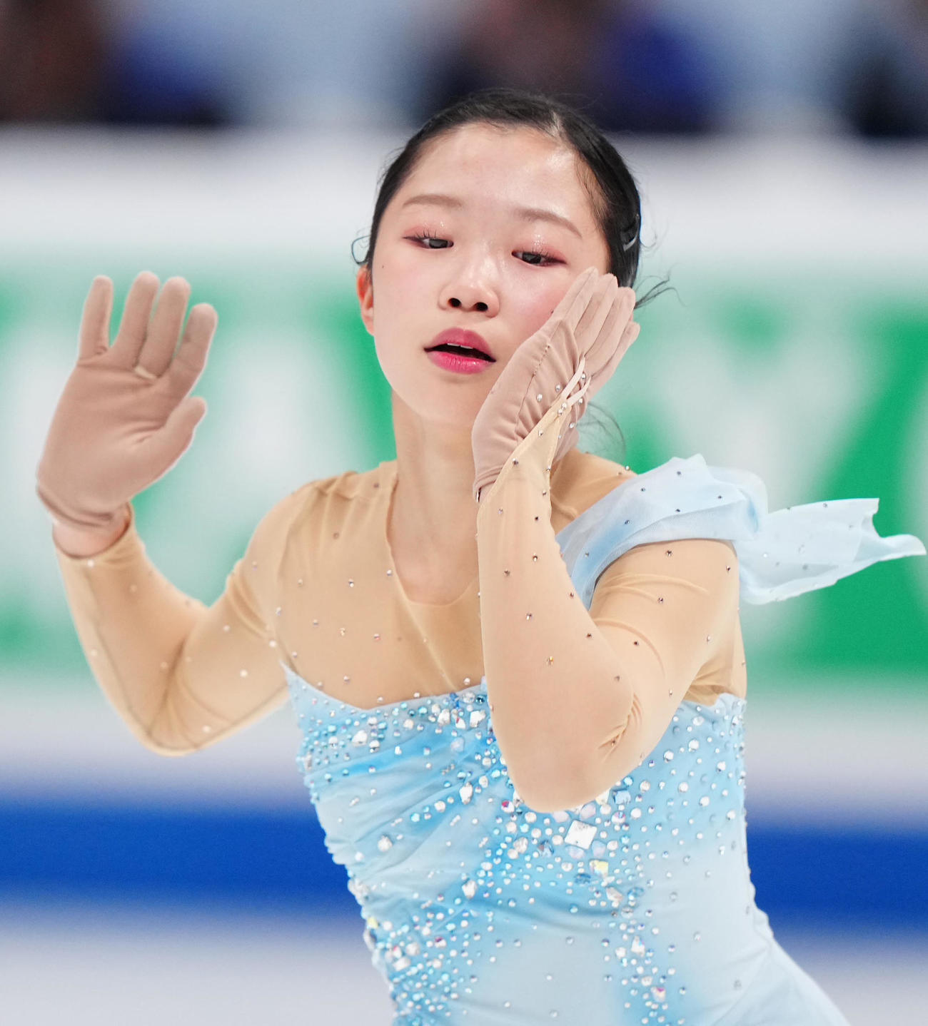 ジュニア女子SPの演技に臨む中井（撮影・江口和貴）