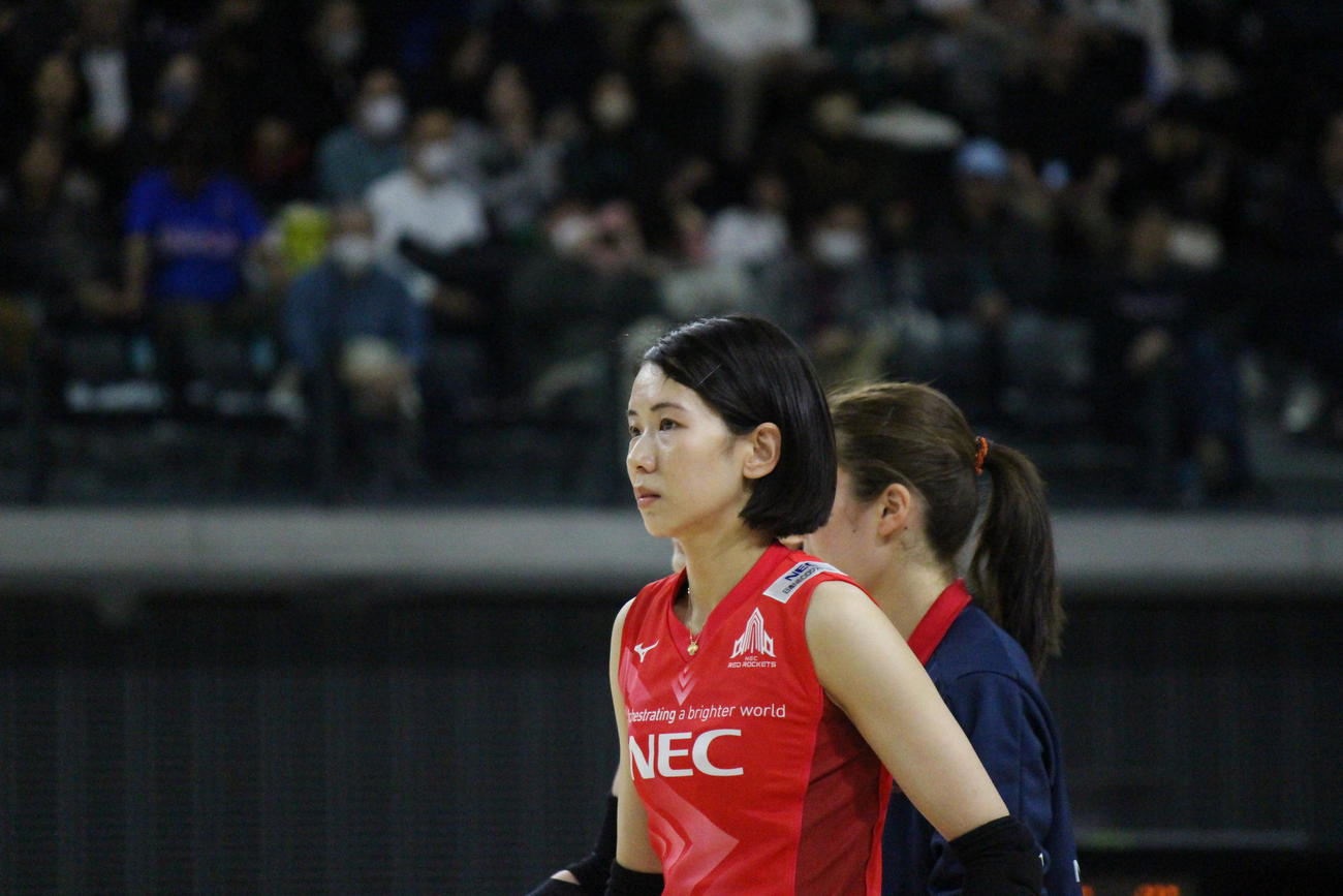 試合に臨むNEC・古賀紗理那（撮影・勝部晃多）