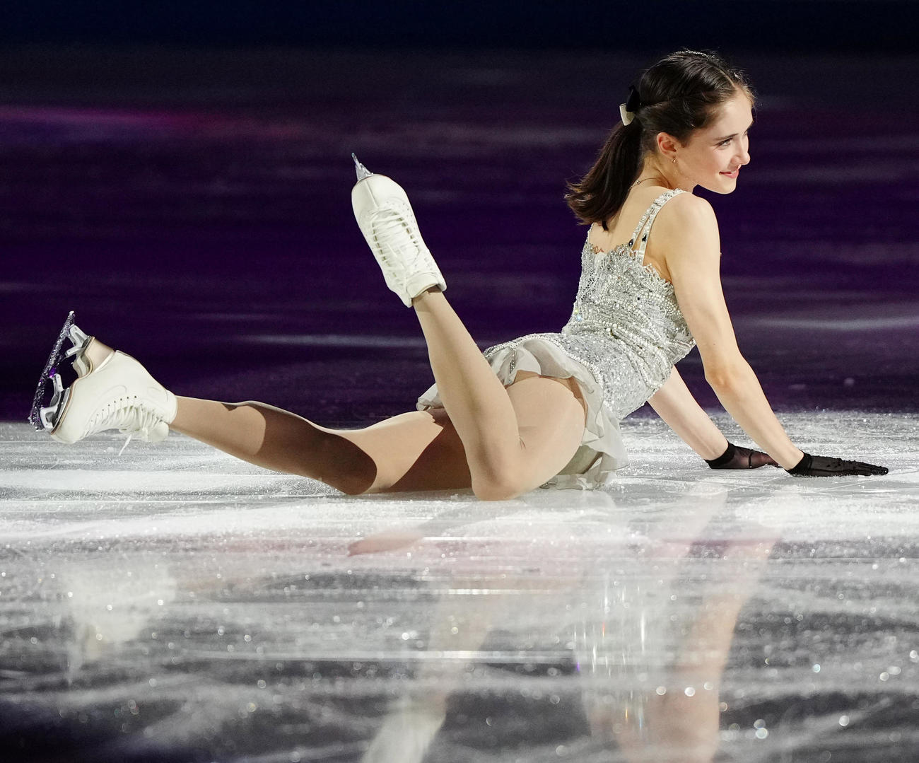 フィギュアスケートGPファイナルのエキシビションに臨む女子5位のレビト（撮影・江口和貴）