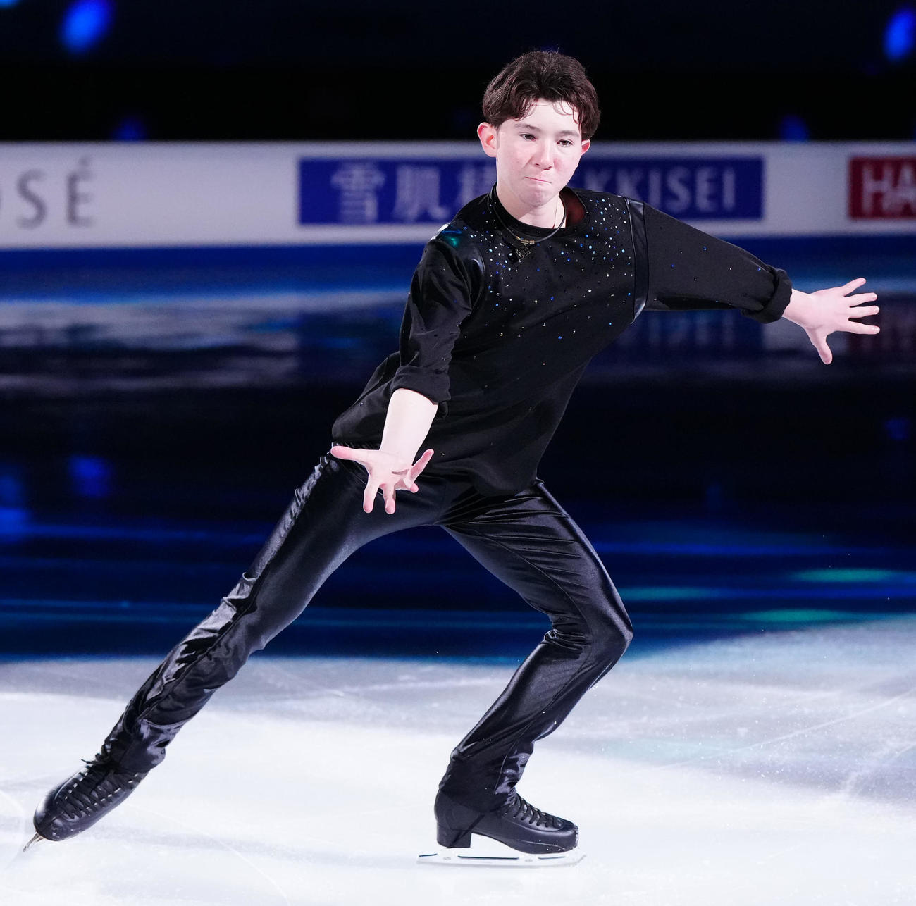 フィギュアスケートGPファイナルのエキシビションに臨むジュニア男子優勝の中田（撮影・江口和貴）