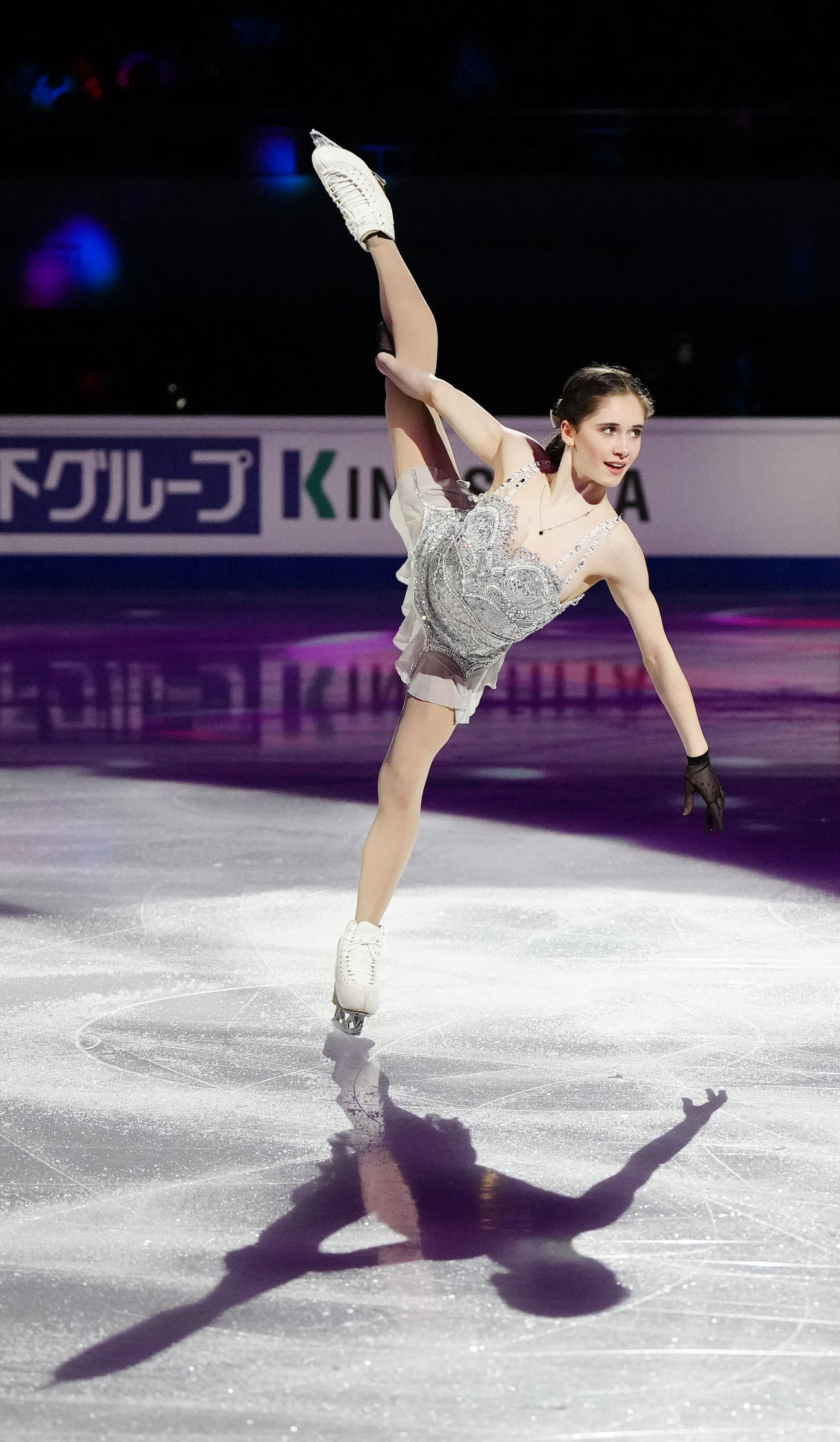 フィギュアスケートGPファイナルのエキシビションに臨む女子5位のレビト（撮影・江口和貴）
