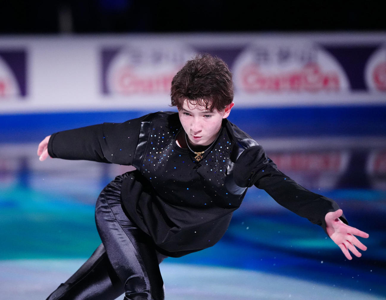 フィギュアスケートGPファイナルのエキシビションに臨むジュニア男子優勝の中田（撮影・江口和貴）