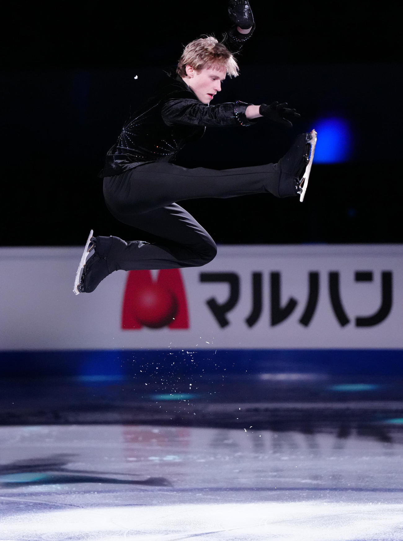 フィギュアスケートGPファイナルのエキシビションに臨む男子優勝のマリニン（撮影・江口和貴）