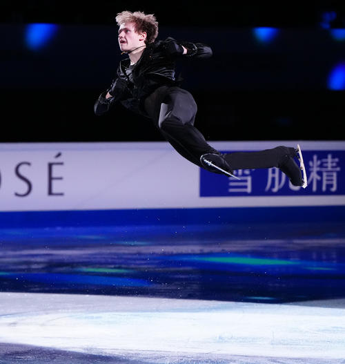 フィギュアスケートGPファイナルのエキシビションに臨む男子優勝のマリニン（撮影・江口和貴）