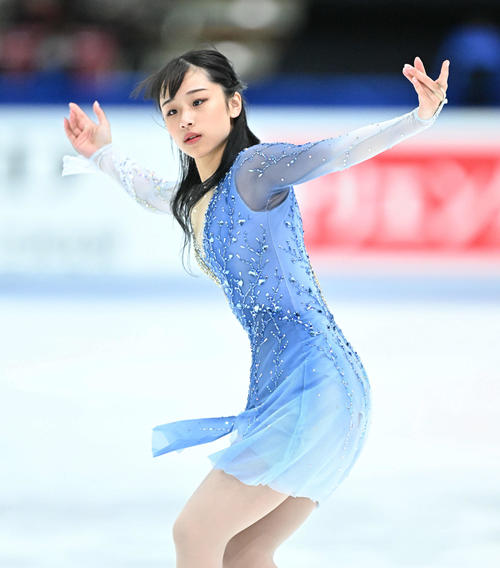 女子SPの演技をする山下（撮影・滝沢徹郎）