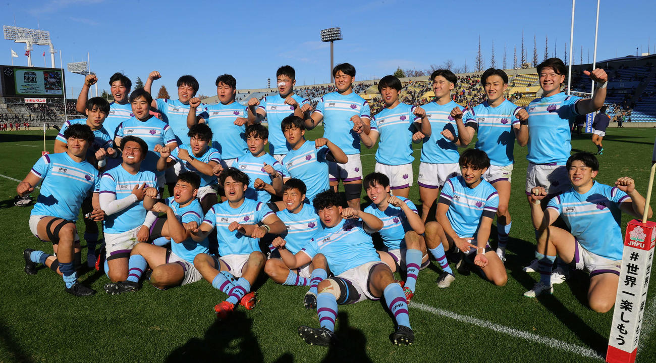 流通経大対筑波大　準々決勝進出を決め喜ぶ筑波大の選手たち（撮影・野上伸悟）