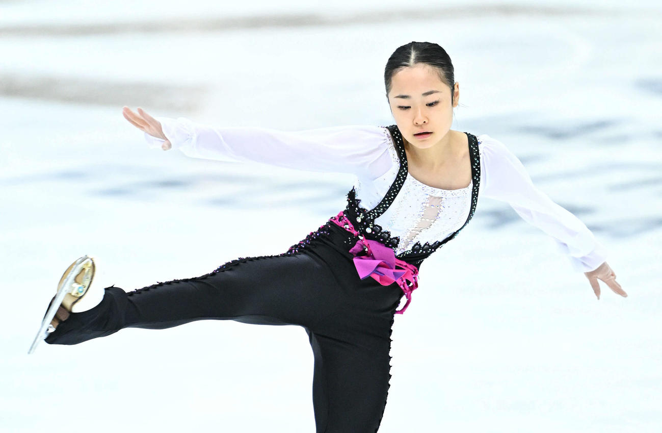 女子SPの公式練習をする島田（撮影・滝沢徹郎）