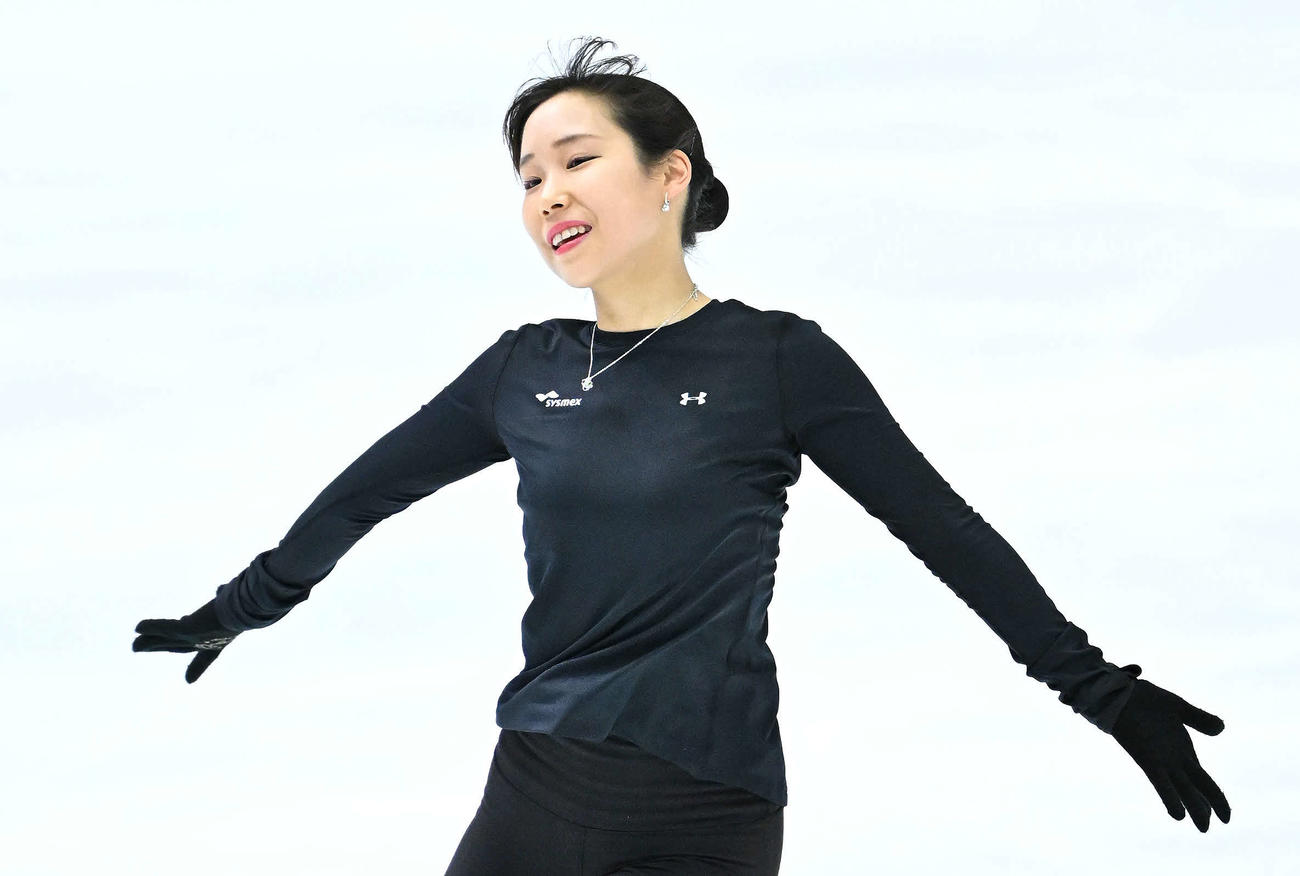 女子SPの公式練習をする三原（撮影・滝沢徹郎）