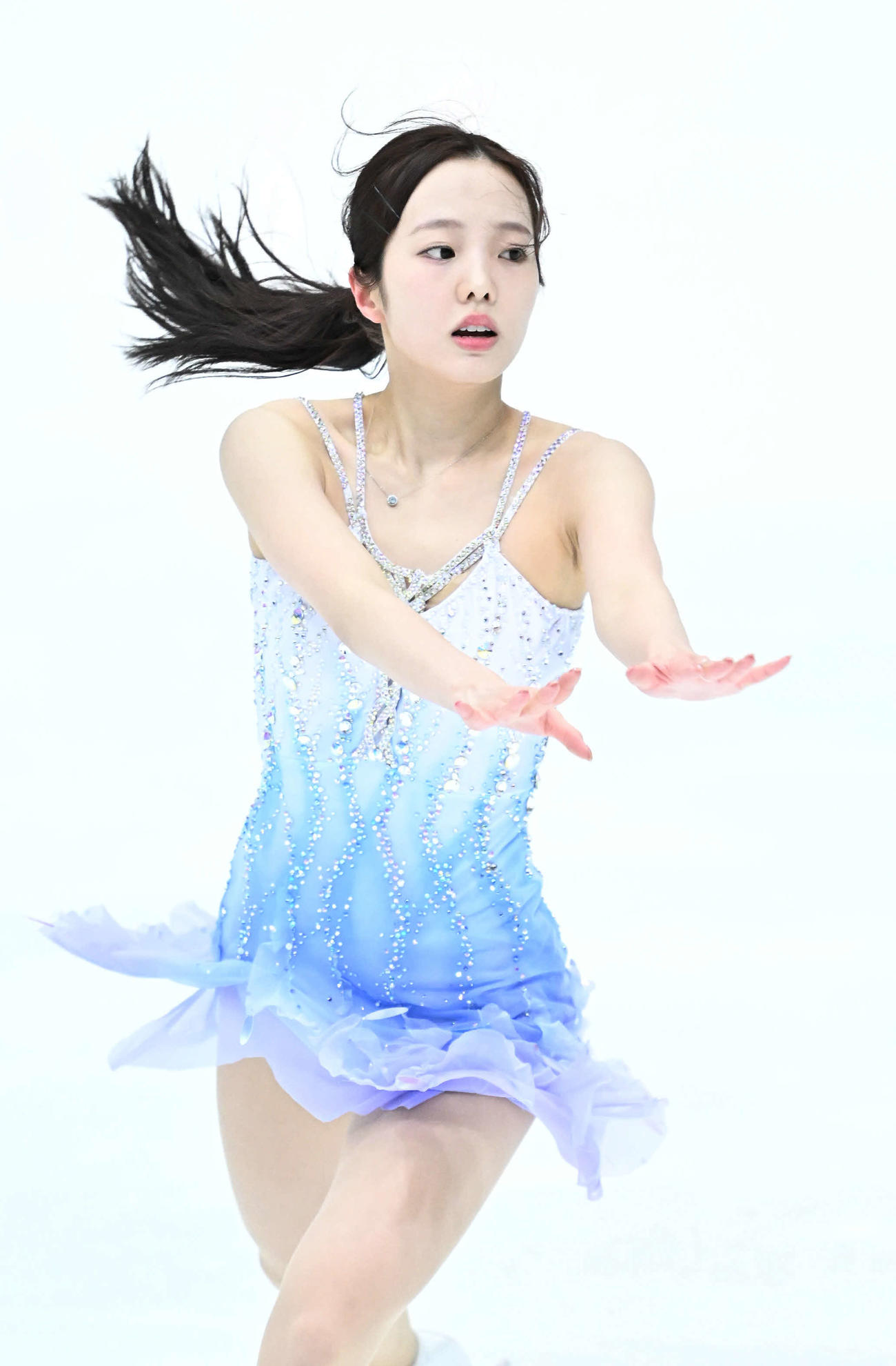 女子SPの公式練習をする本田（撮影・滝沢徹郎）