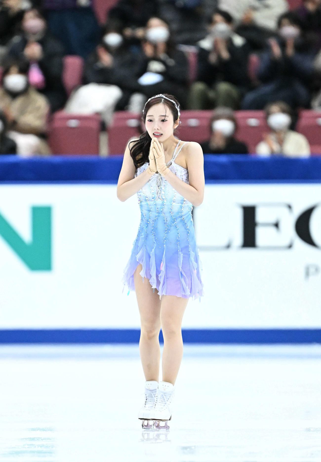 女子SPの演技を終え感極まる本田（撮影・滝沢徹郎）