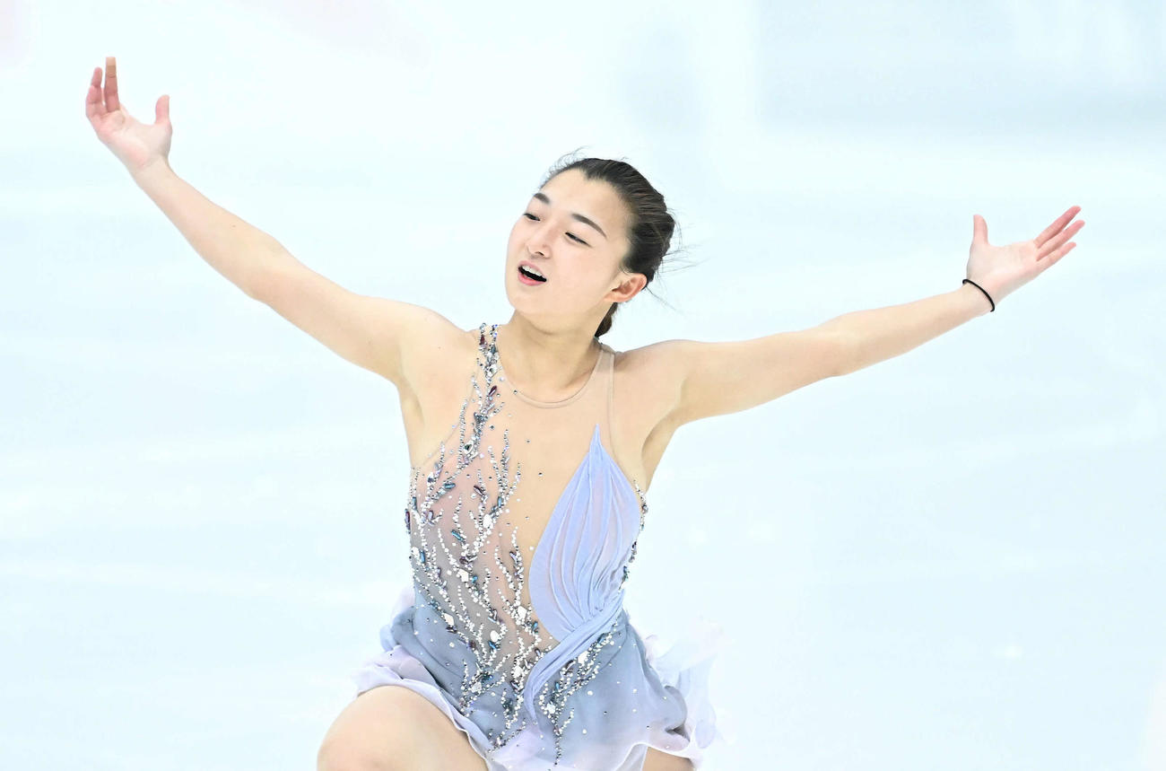 女子SPの公式練習をする坂本（撮影・滝沢徹郎）